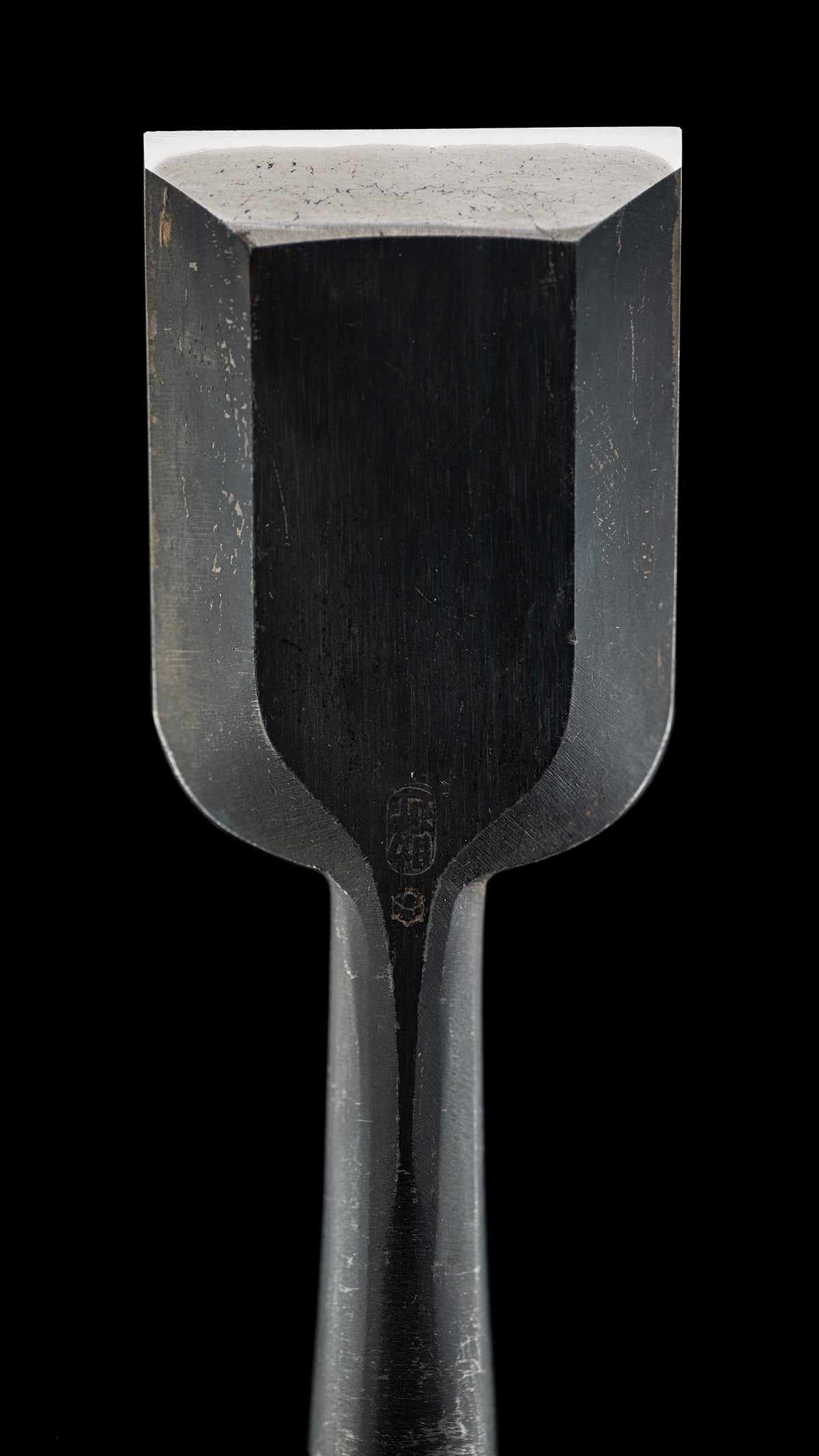 Oire-Nomi Japanese Hand Made Bench Chisel By Sukechika - 42mm・Watetsu