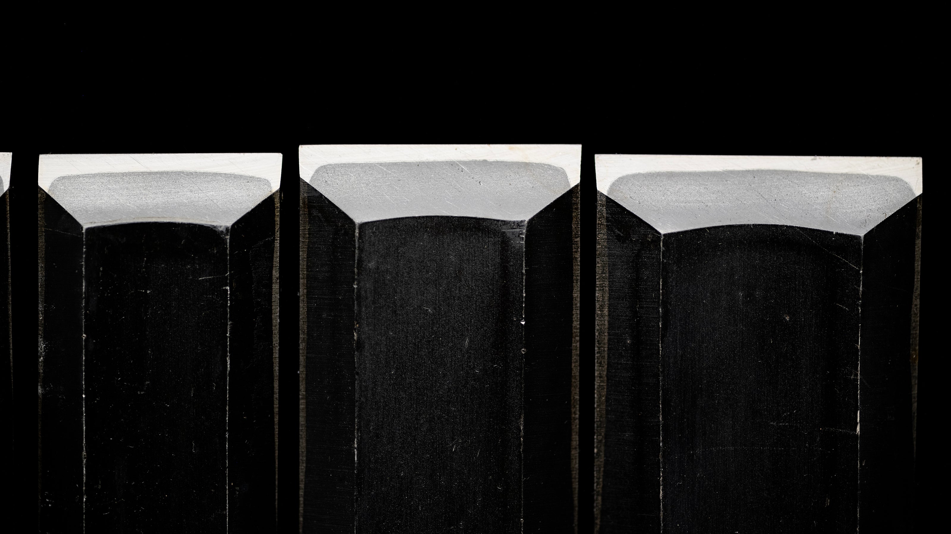 Tataki-Nomi Japanese Hand Made Timber Chisel 6-Pieces Set By Funahiro ②