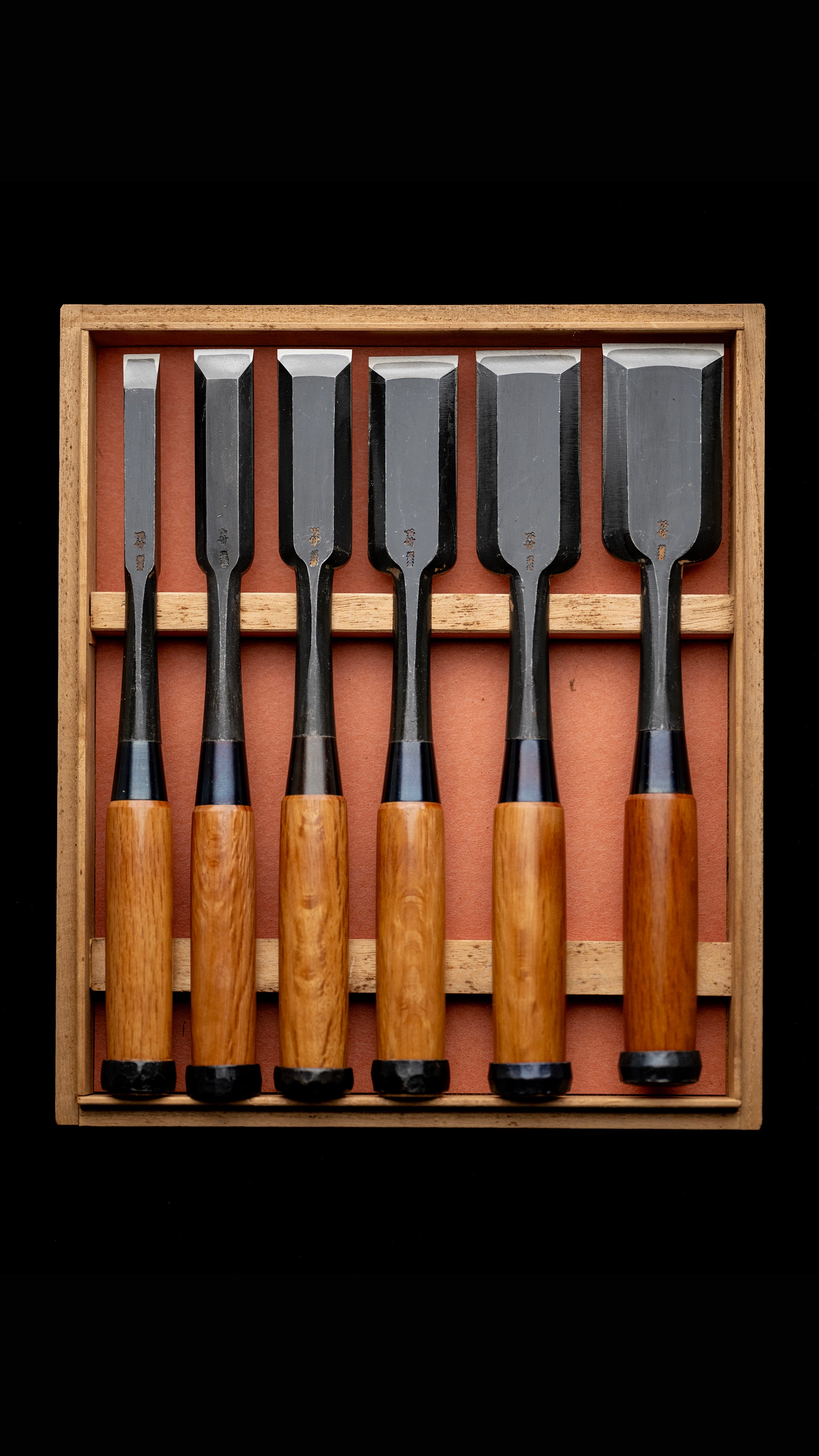 Tataki-Nomi Japanese Hand Made Timber Chisel 6-Pieces Set By Funahiro ②