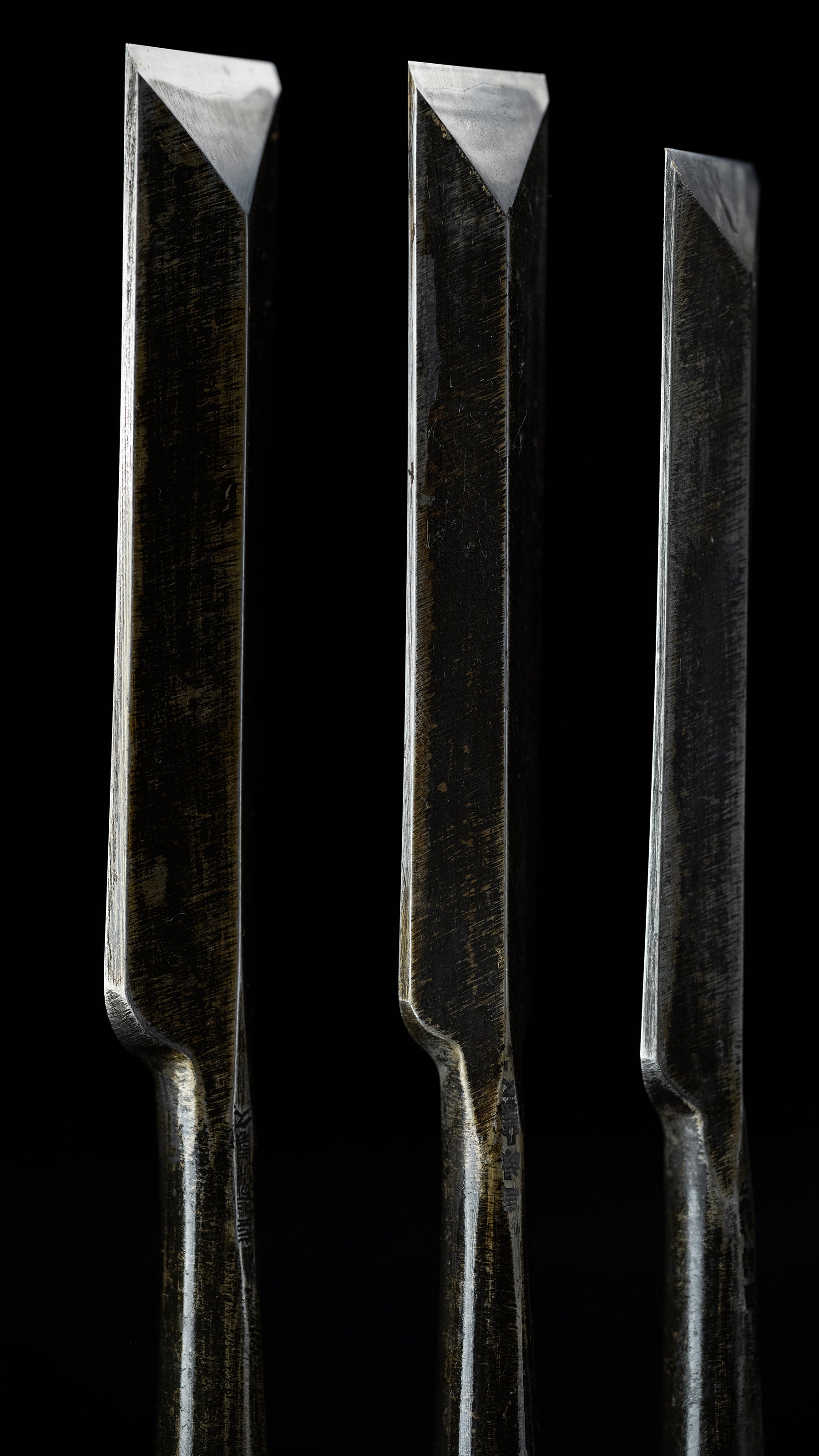 Shinogi-Usu-Nomi Japanese Hand Made Paring Dovetail Chisel Set - 5 pieces