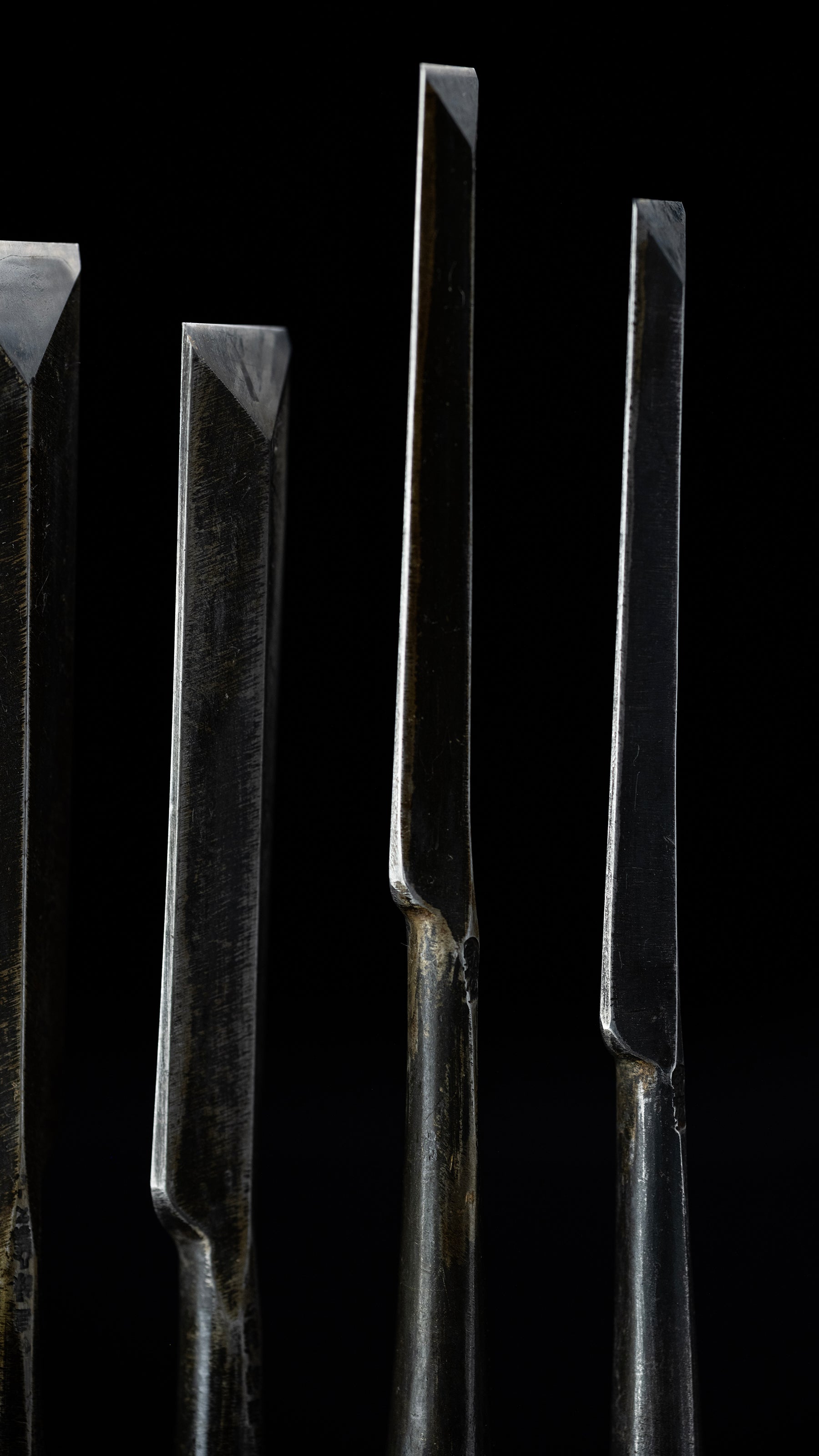 Shinogi-Usu-Nomi Japanese Hand Made Paring Dovetail Chisel Set - 5 pieces