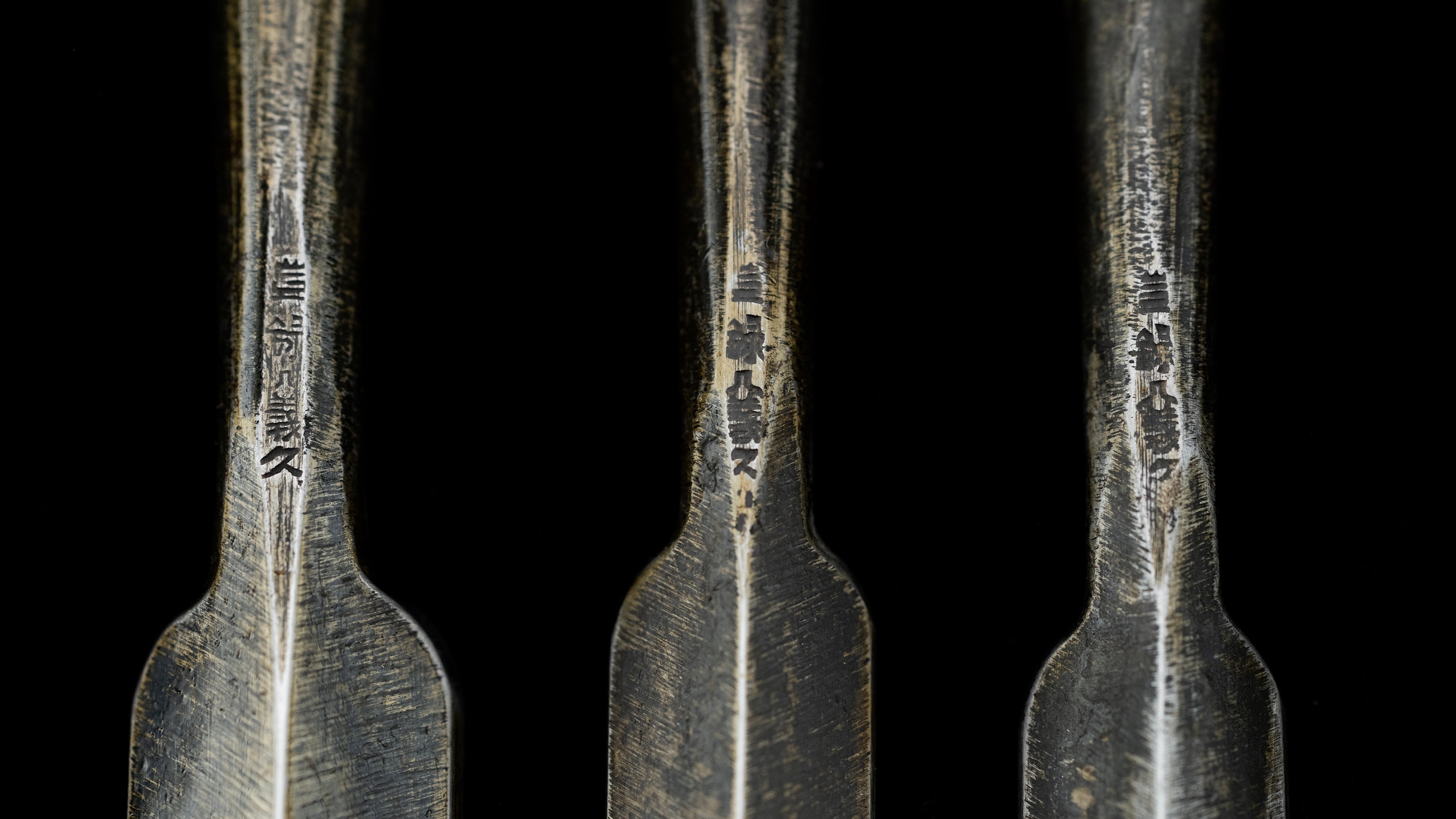 Shinogi-Usu-Nomi Japanese Hand Made Paring Dovetail Chisel Set - 5 pieces