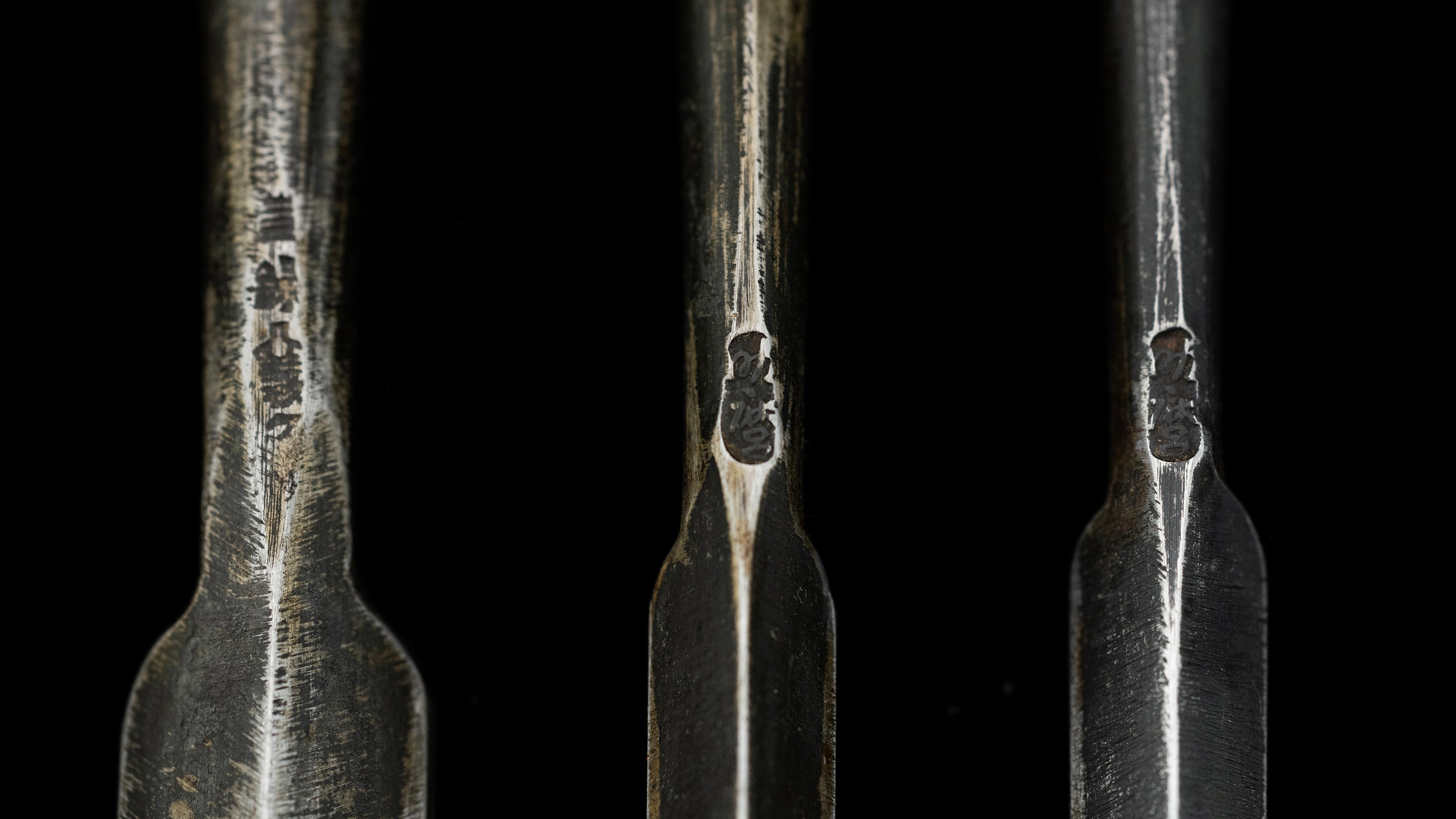 Shinogi-Usu-Nomi Japanese Hand Made Paring Dovetail Chisel Set - 5 pieces