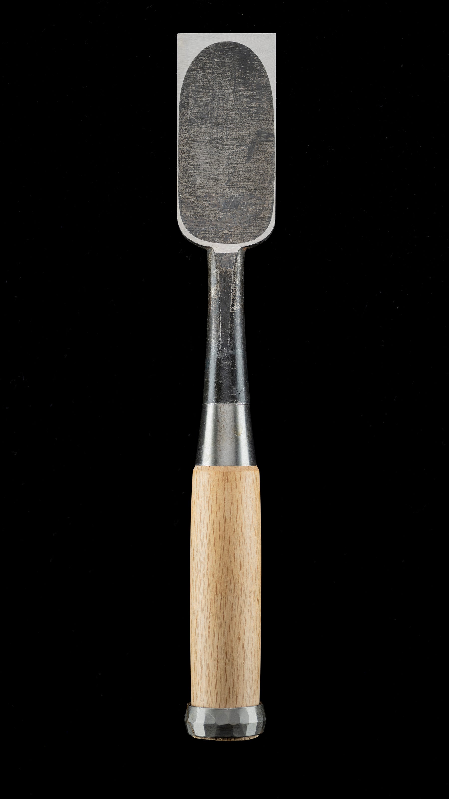 Tataki-Nomi Japanese Hand Made Timber Chisel By Yamahiro - 42mm