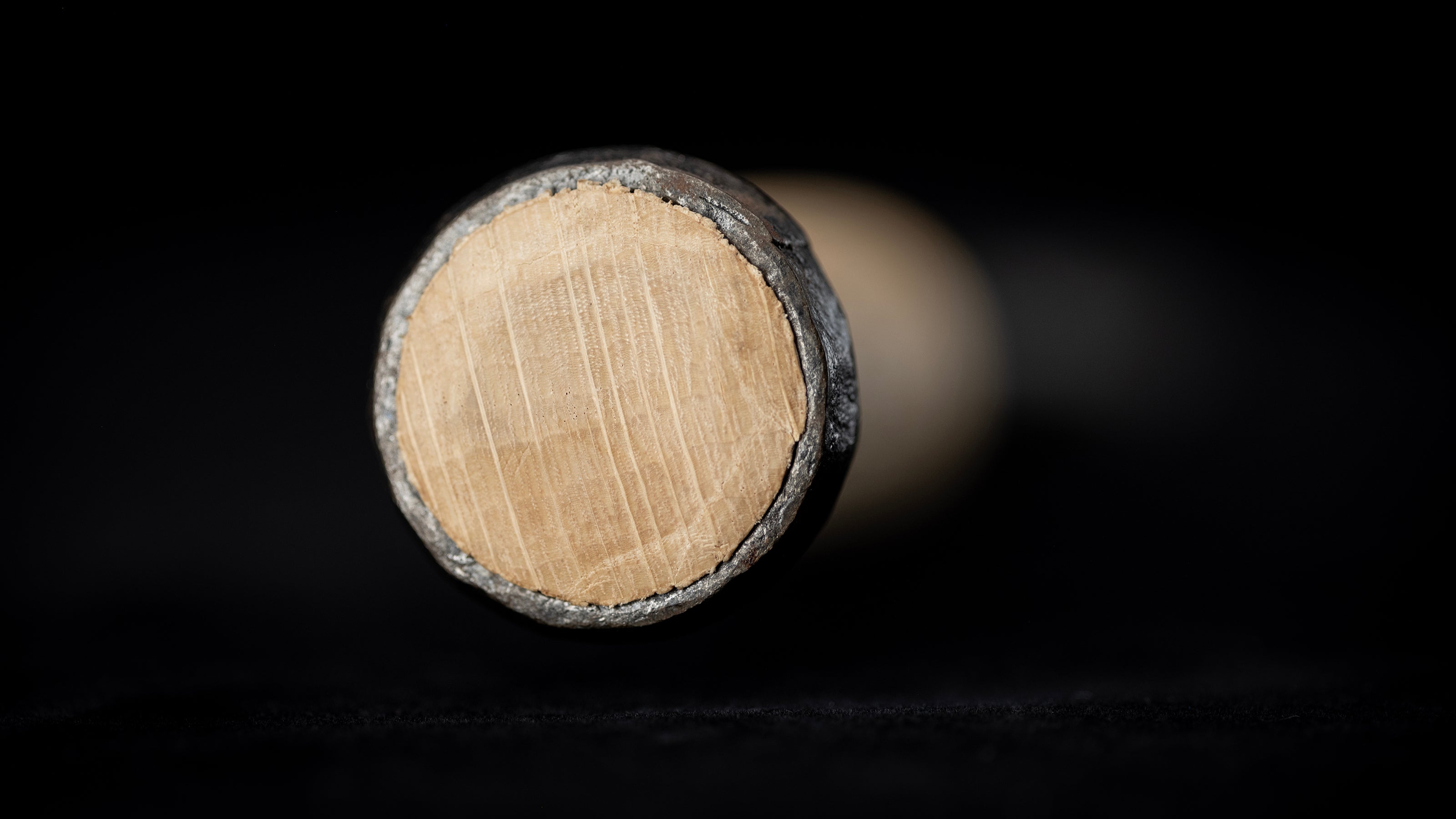 Tataki-Nomi Japanese Hand Made Timber Chisel By Yamahiro - 48mm ②