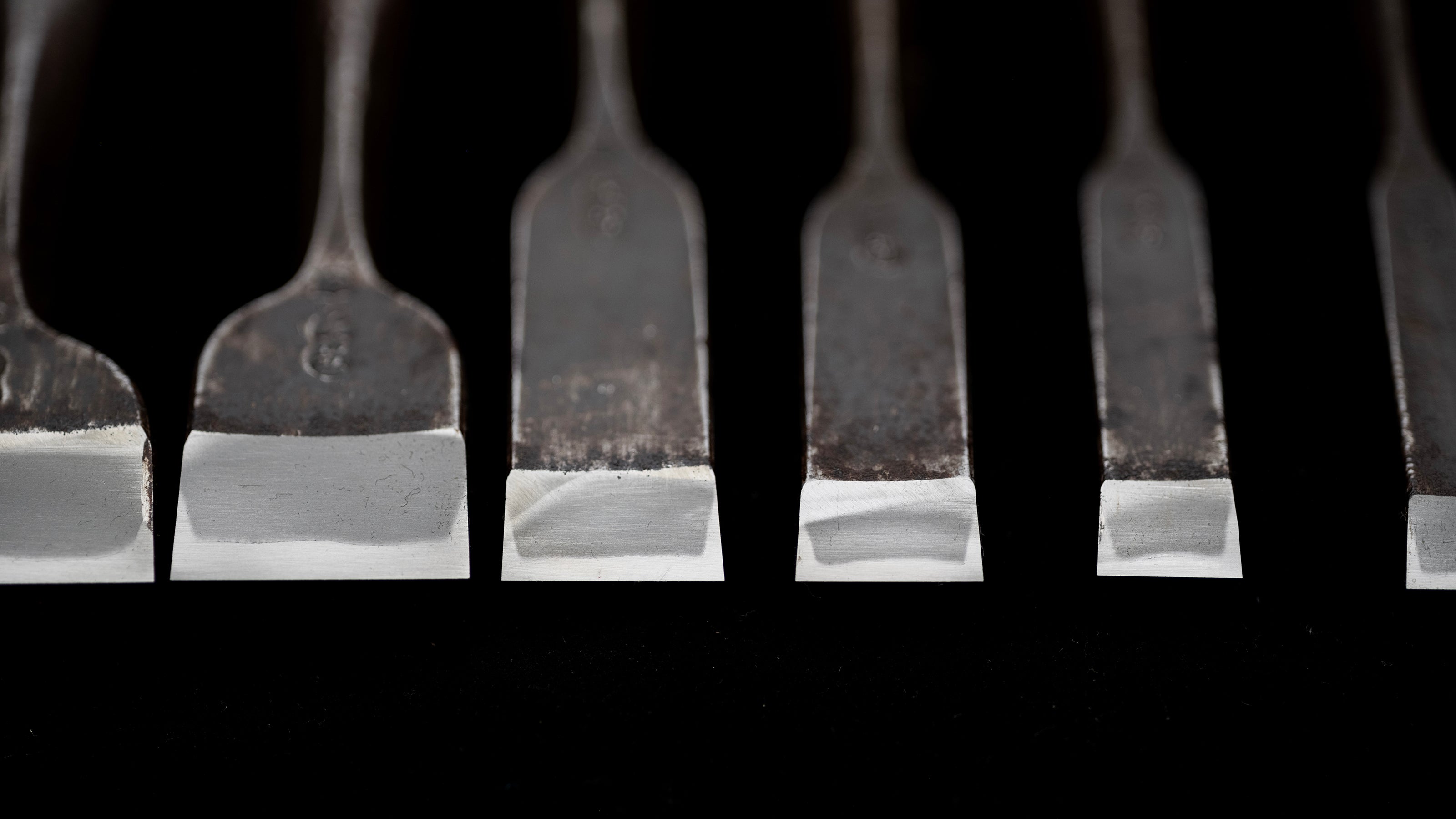 Oire-Nomi Japanese Hand Made Bench Chisel Set By Ichihiro Ⅱ ②