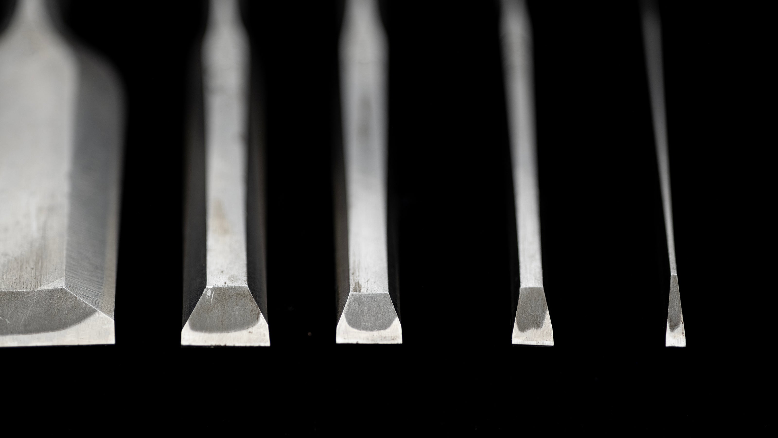 Oire-Nomi Japanese Hand Made Bench Chisel Set By Honkunihide