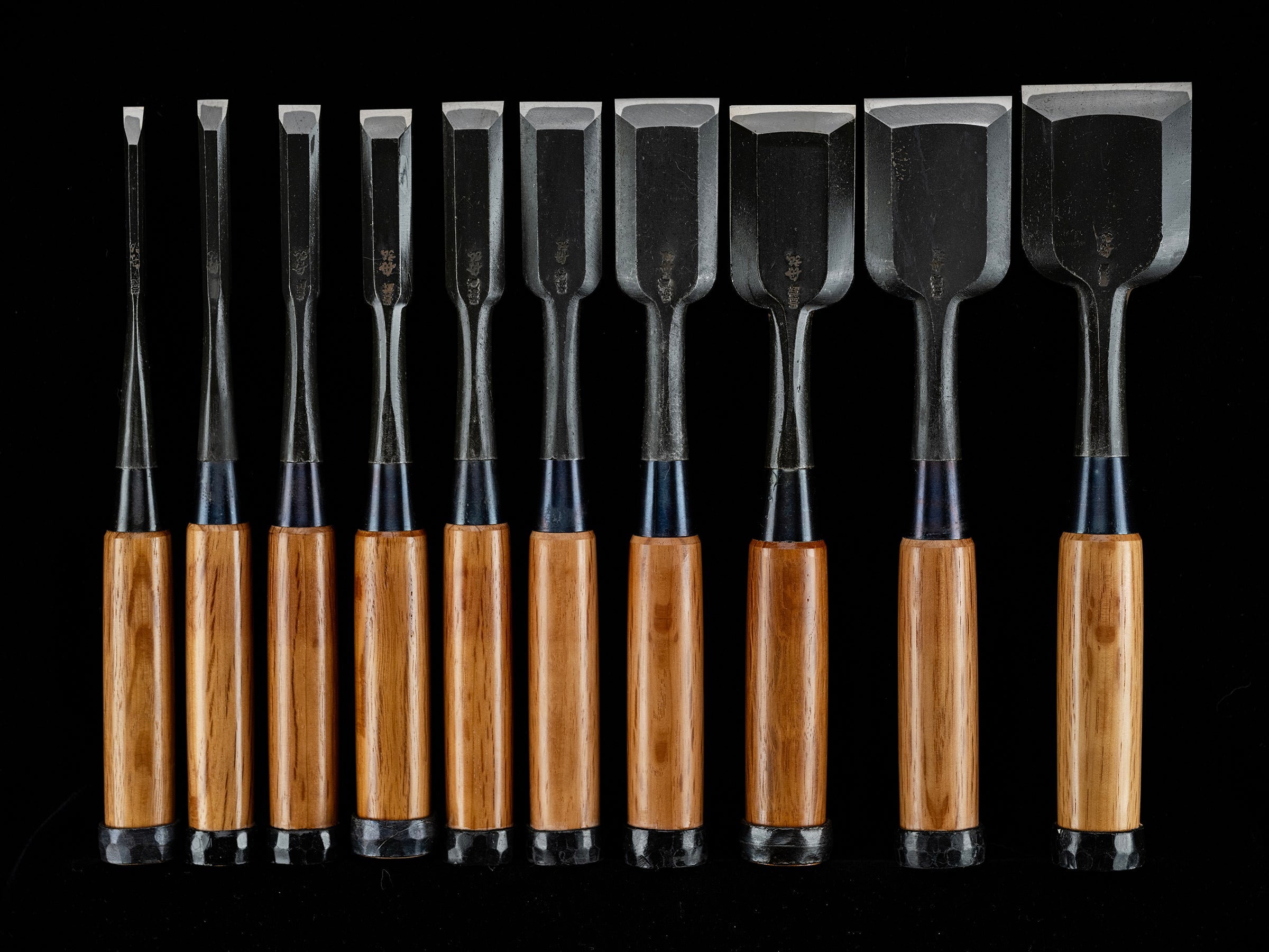 Oire-Nomi Japanese Hand Made Bench Chisel Set By Funahiro