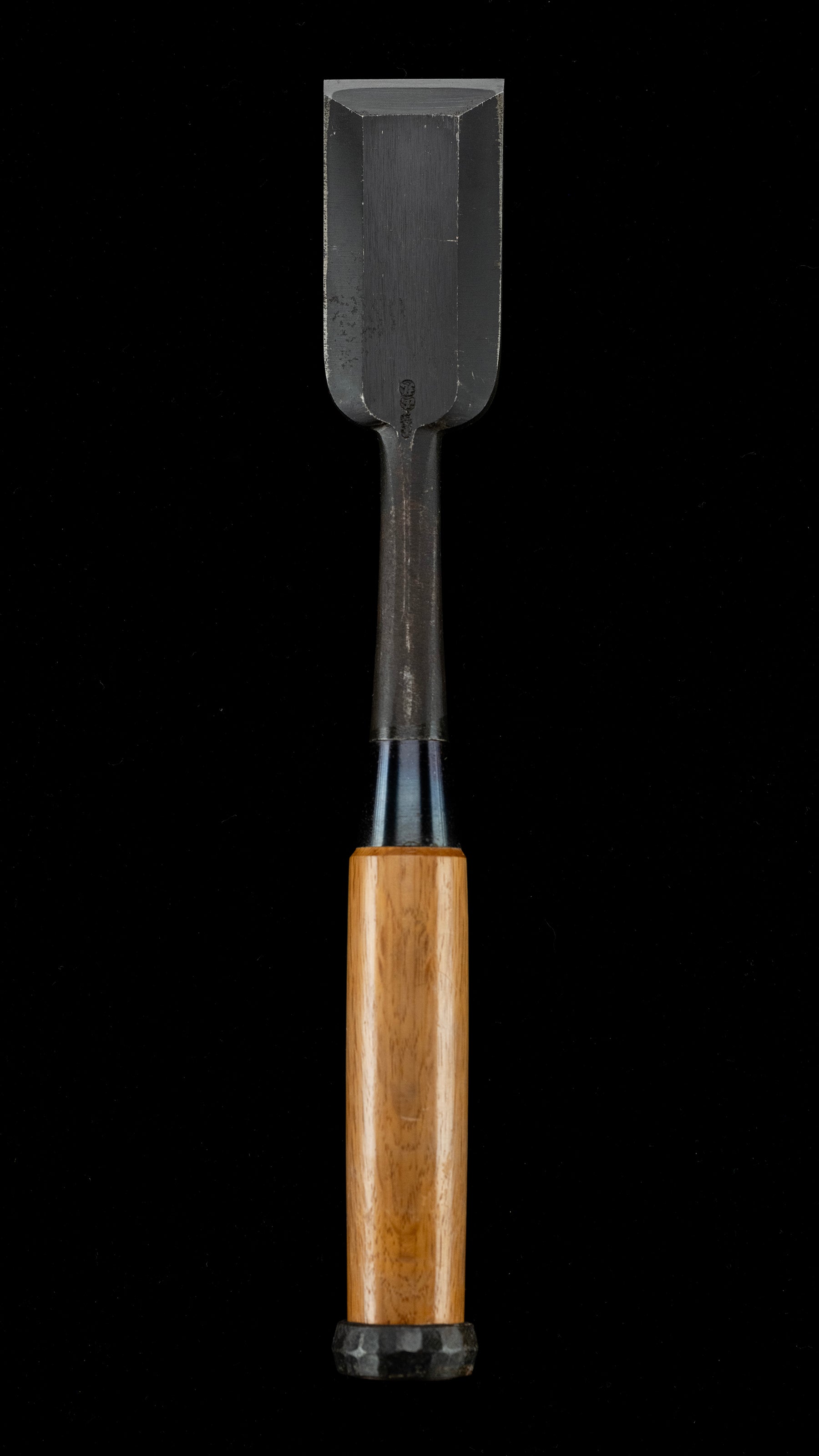 Tataki-Nomi Japanese Hand Made Timber Chisel By Yamahiro - 42mm