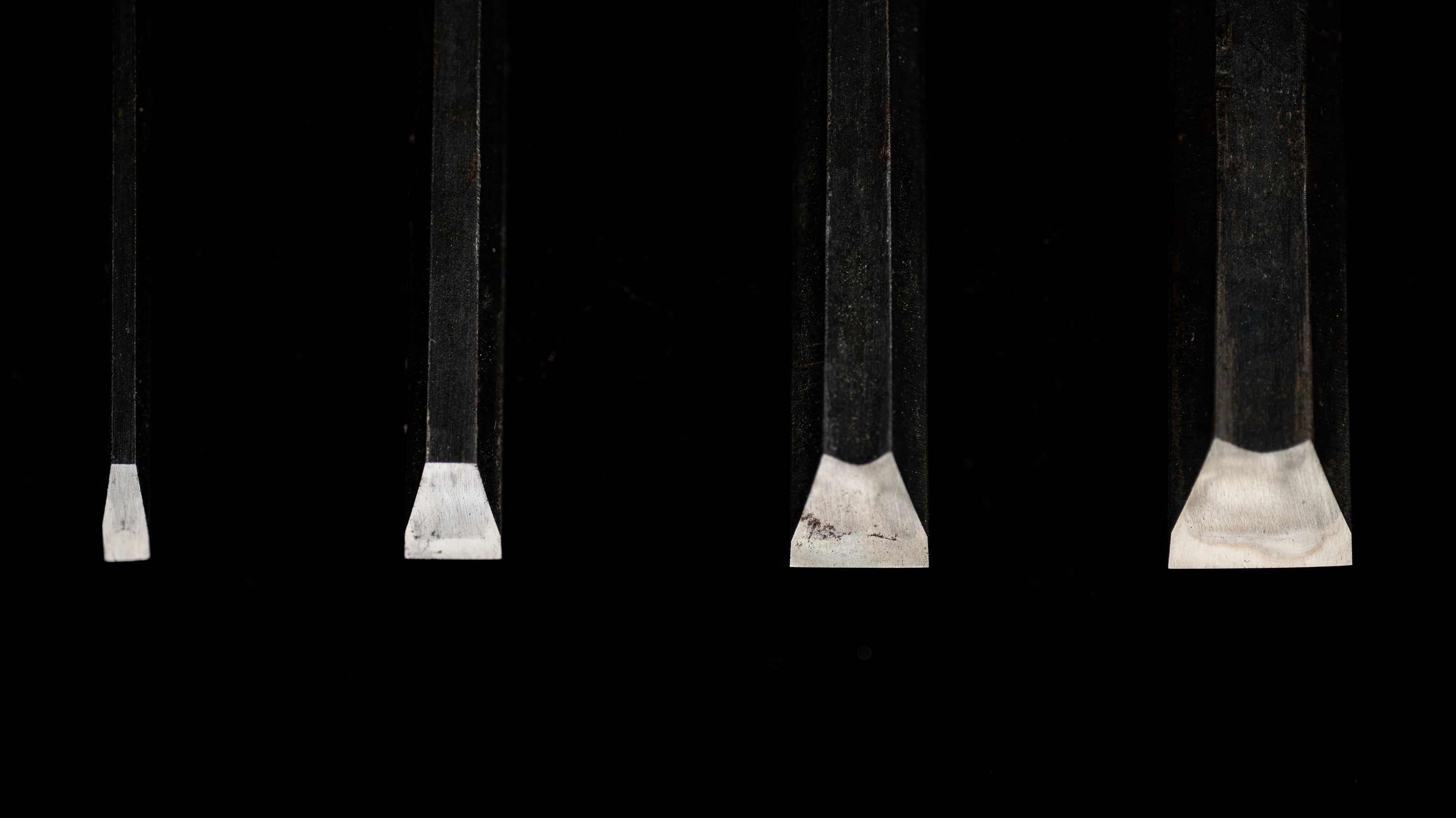 Oire-Nomi Japanese Hand Made Bench Chisel Set By Hironobu