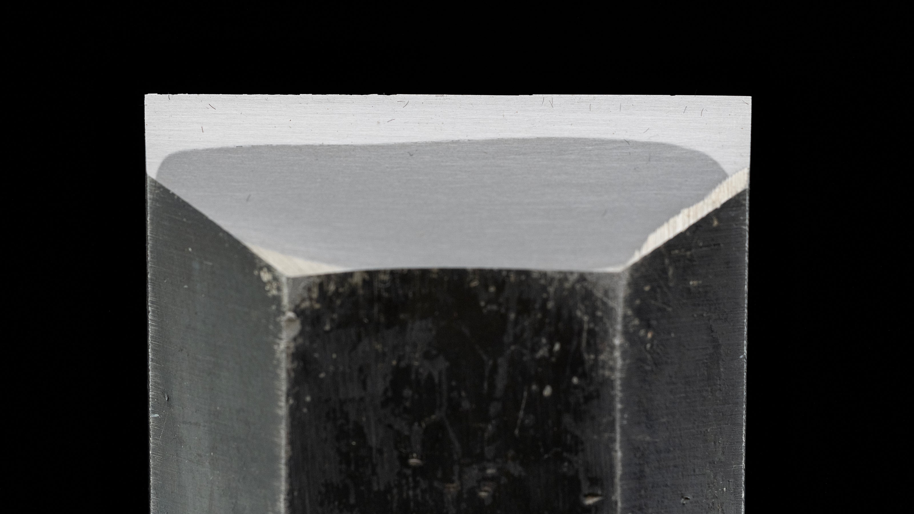 Tataki-Nomi Japanese Hand Made Timber Chisel By Ouchi Ⅳ - 42mm