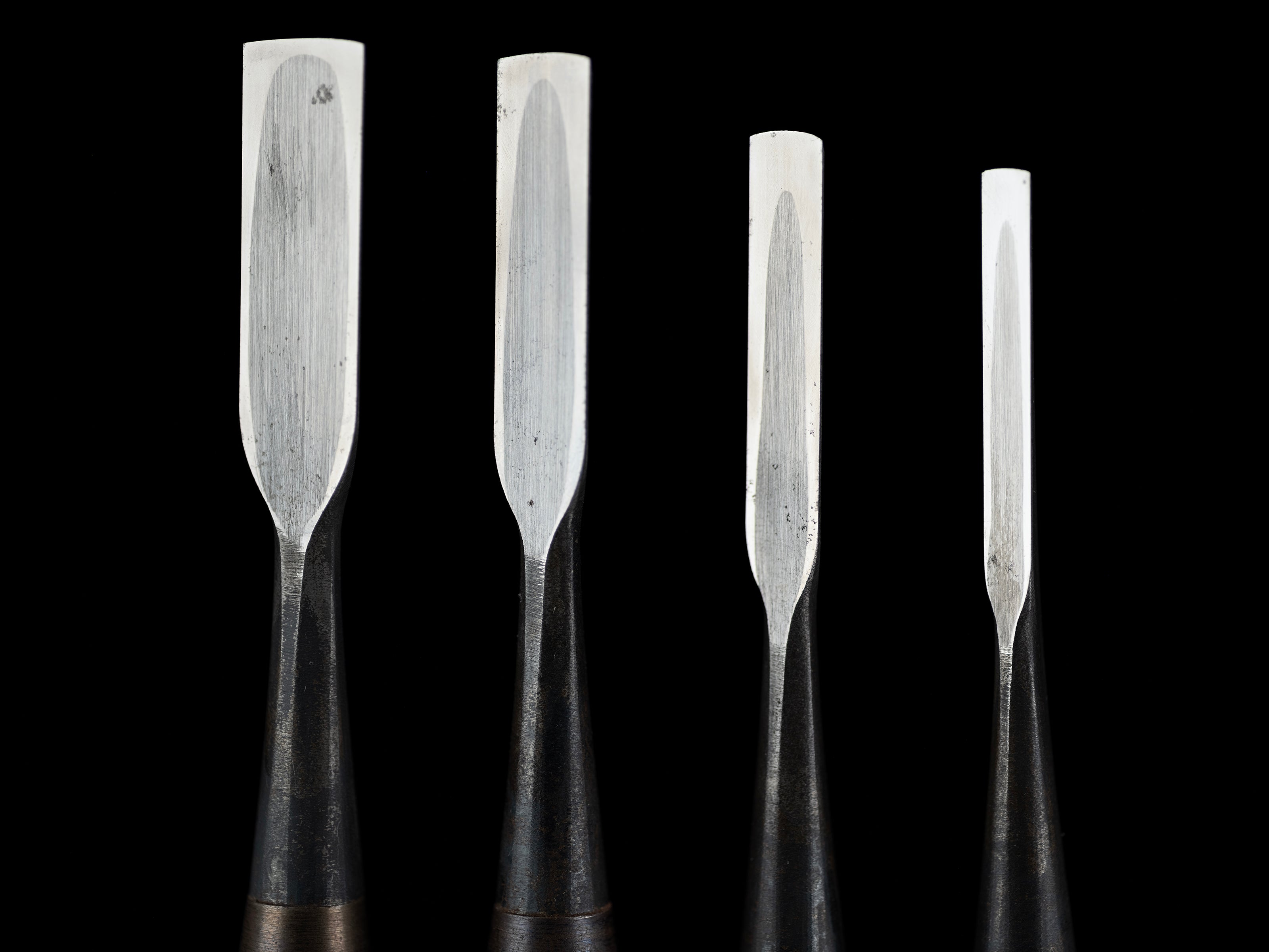 Hiramaru-nomi Japanese Flat Round Carving Chisel Set By Konobu Ⅱ