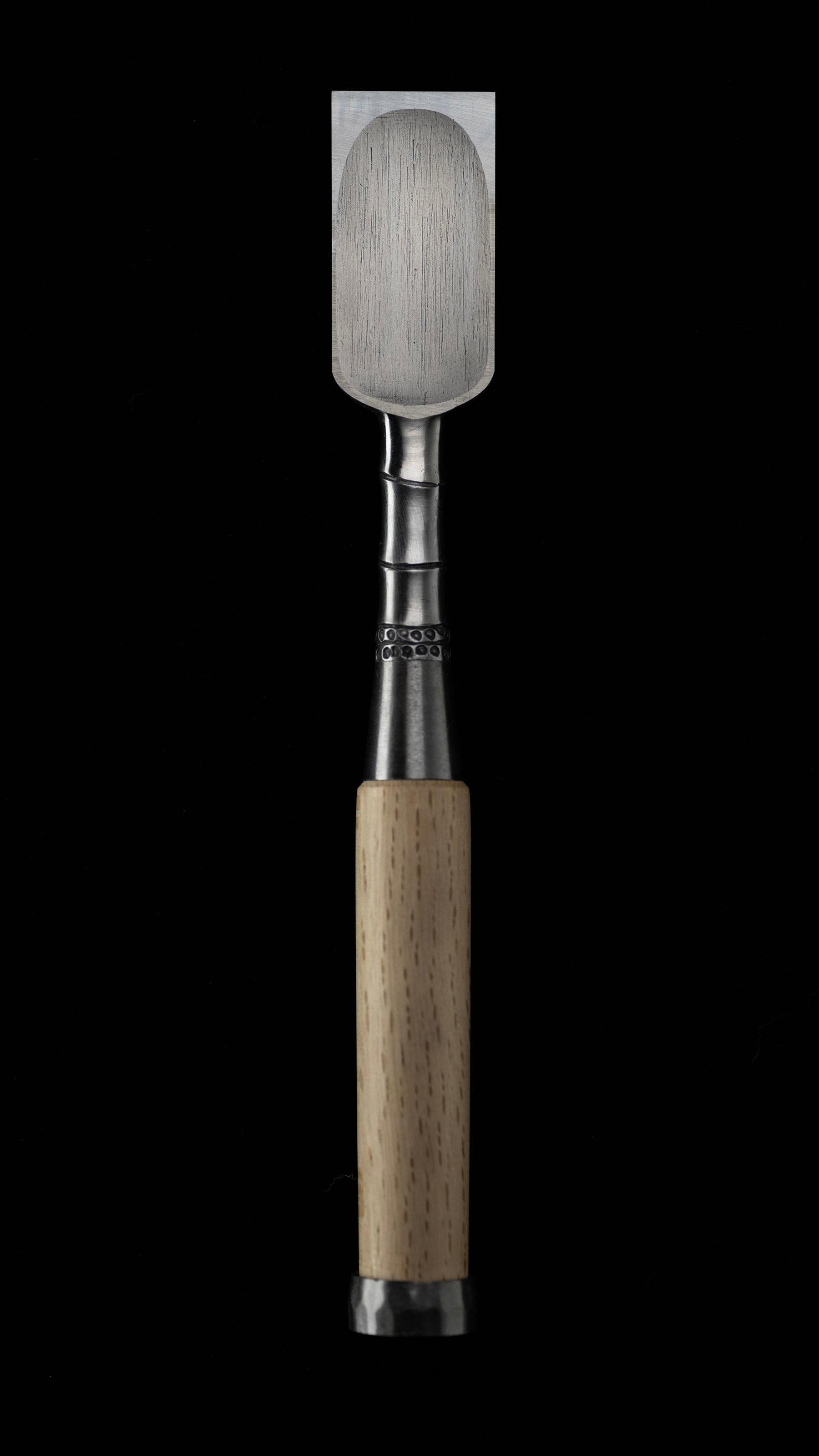 Oire-Nomi Japanese Bamboo Joint Shape Bench Chisel By Kunikei Third Generation - 30mm