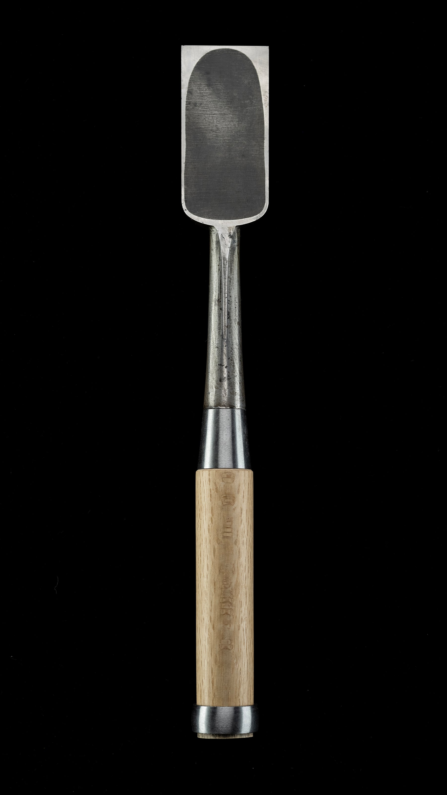 Tataki-Nomi Japanese Hand Made Timber Chisel By Kiyotada II - 42mm · Ichihiro Type