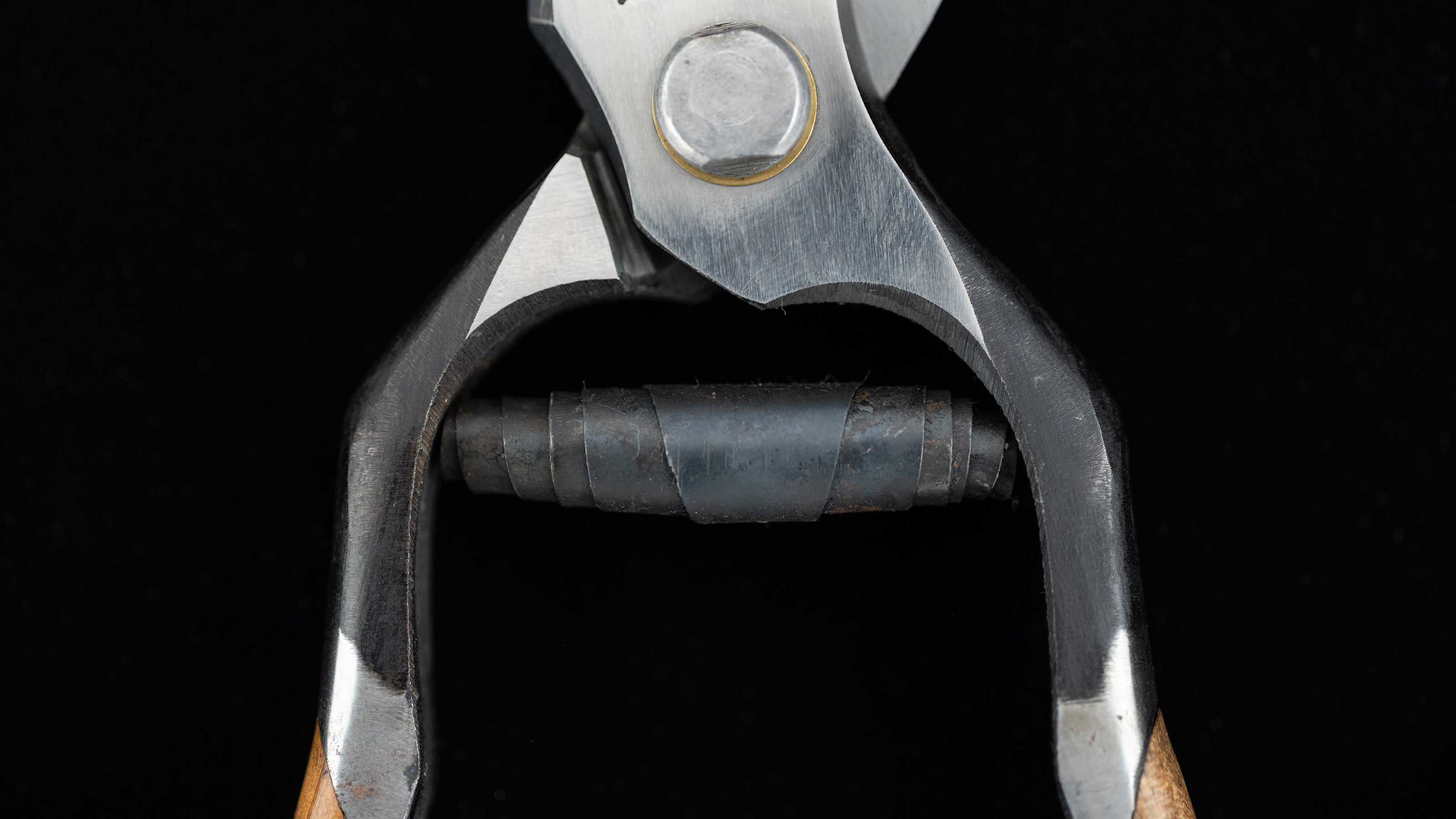 Sentei-basami Japanese Hand Forged Pruning Shears By Minamotofusamichi