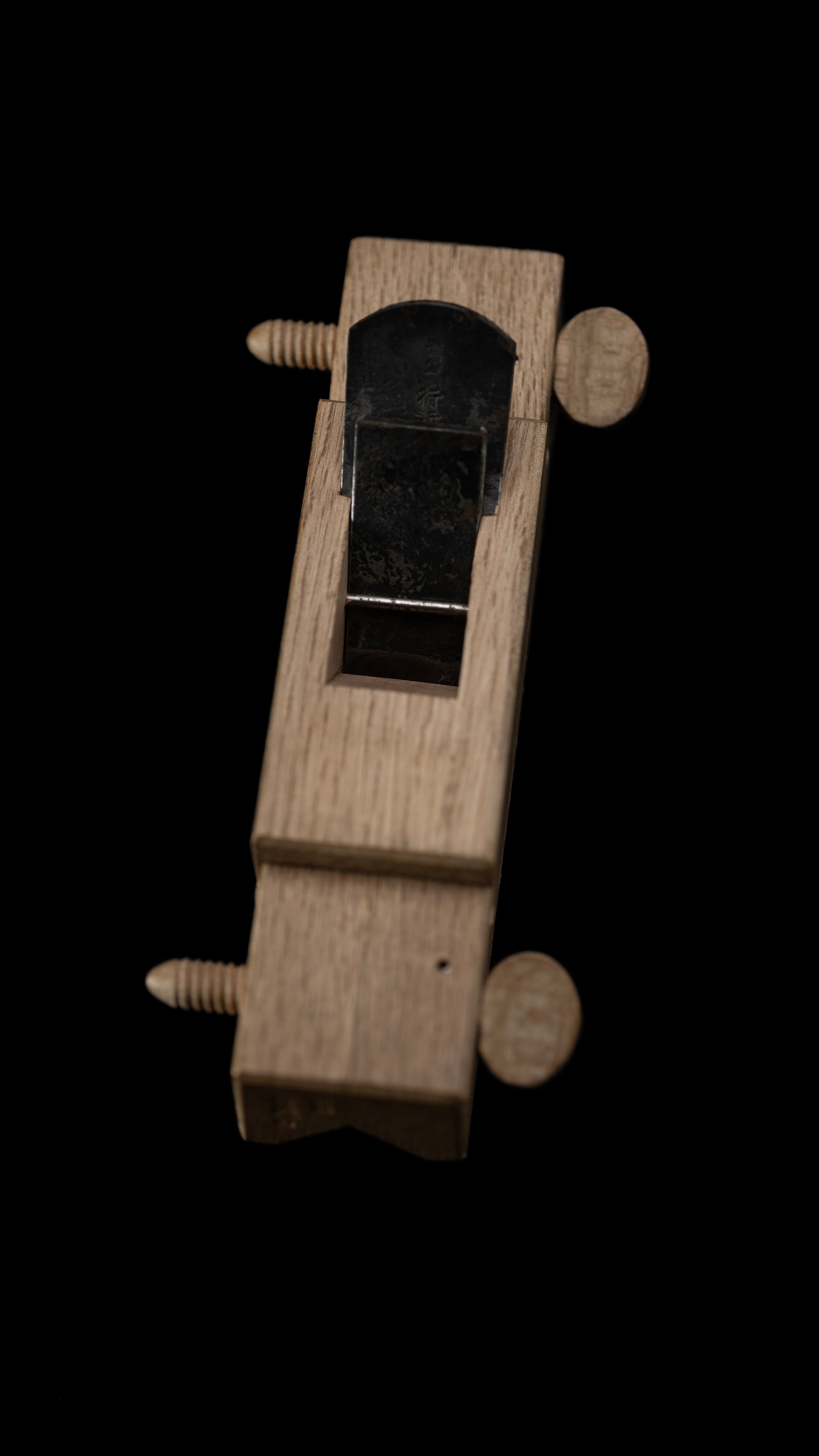 Kadomentori-Kanna Japanese Wood Screw Adjustable Chamfer Plane By Yukichika - 30mm