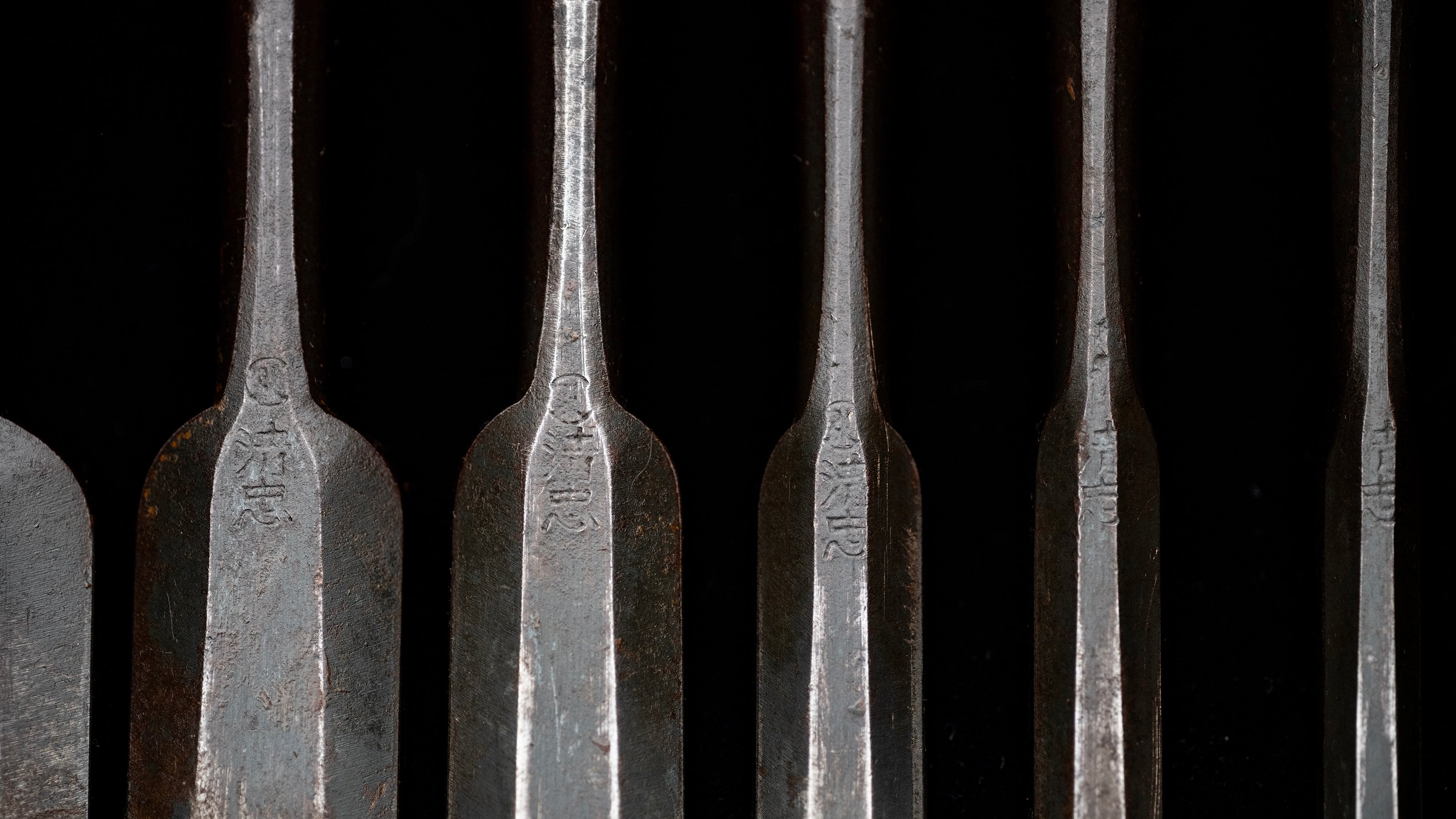 Oire-Nomi Japanese Hand Made Bench Chisel Set By Kiyotada Ⅱ - Classic Tokyo Style
