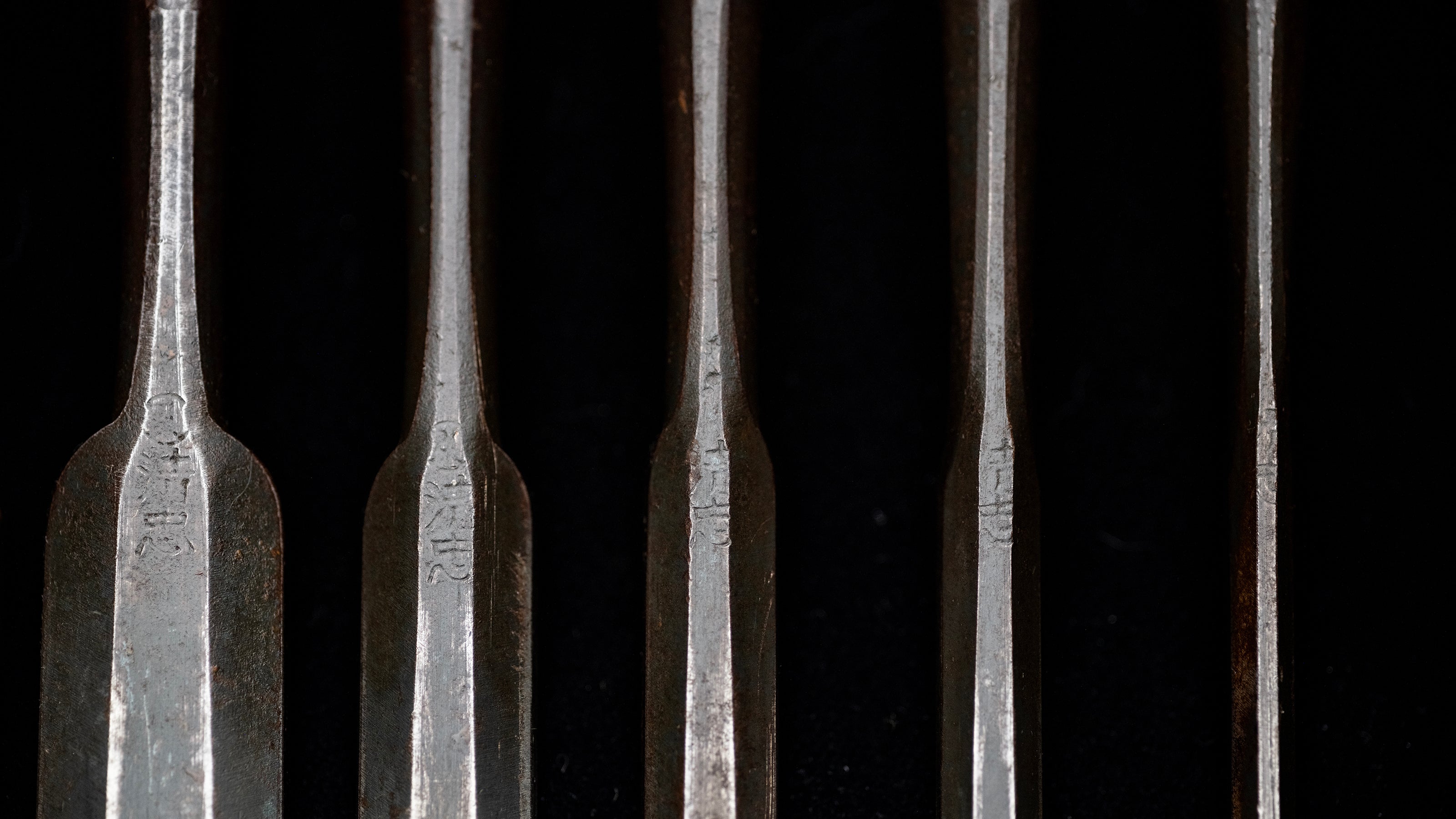 Oire-Nomi Japanese Hand Made Bench Chisel Set By Kiyotada Ⅱ - Classic Tokyo Style