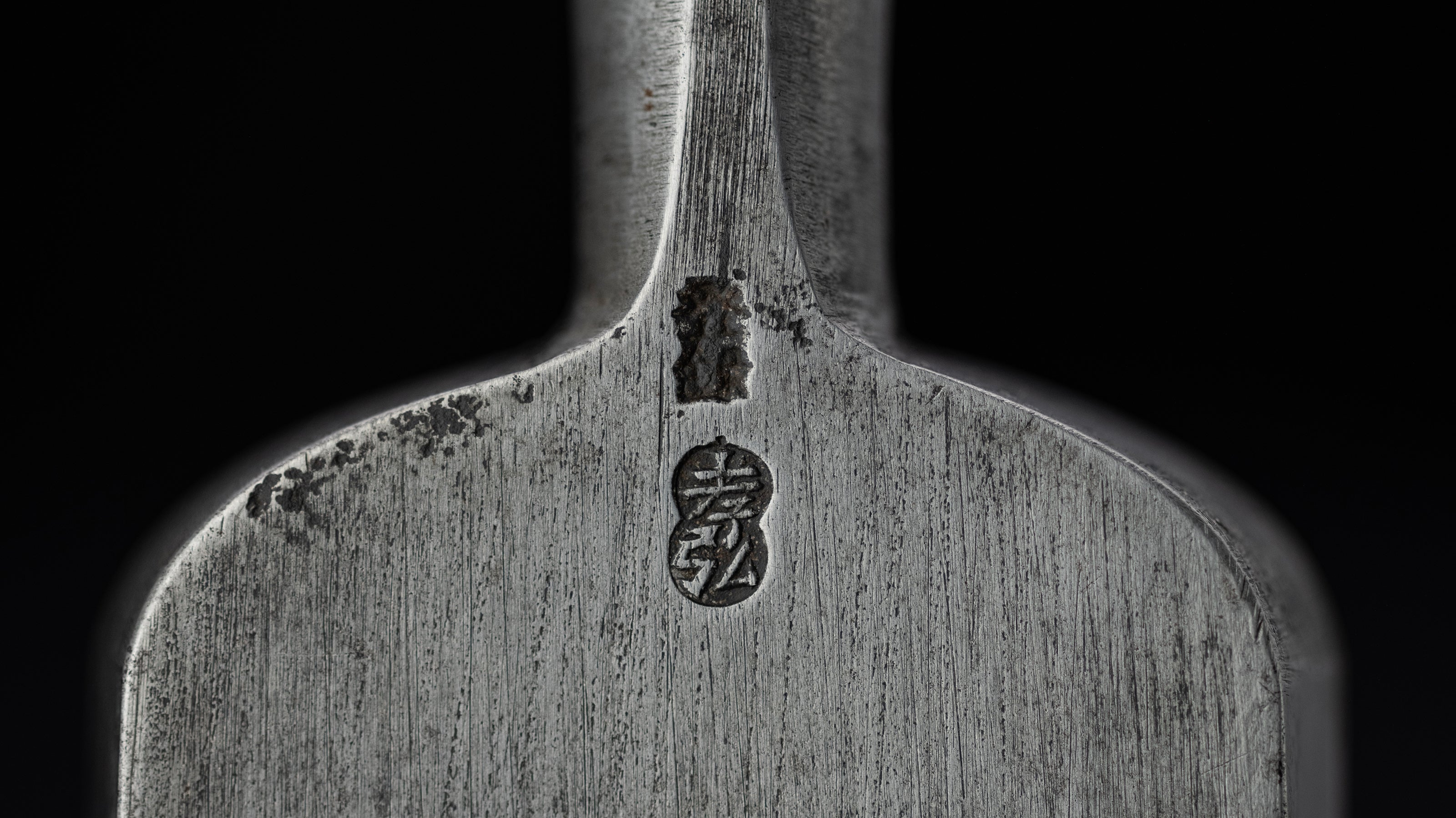 Kakuuchi-Chutataki-Nomi Japanese Customized Timber Chisel By Takahiro Ⅰ - 54mm