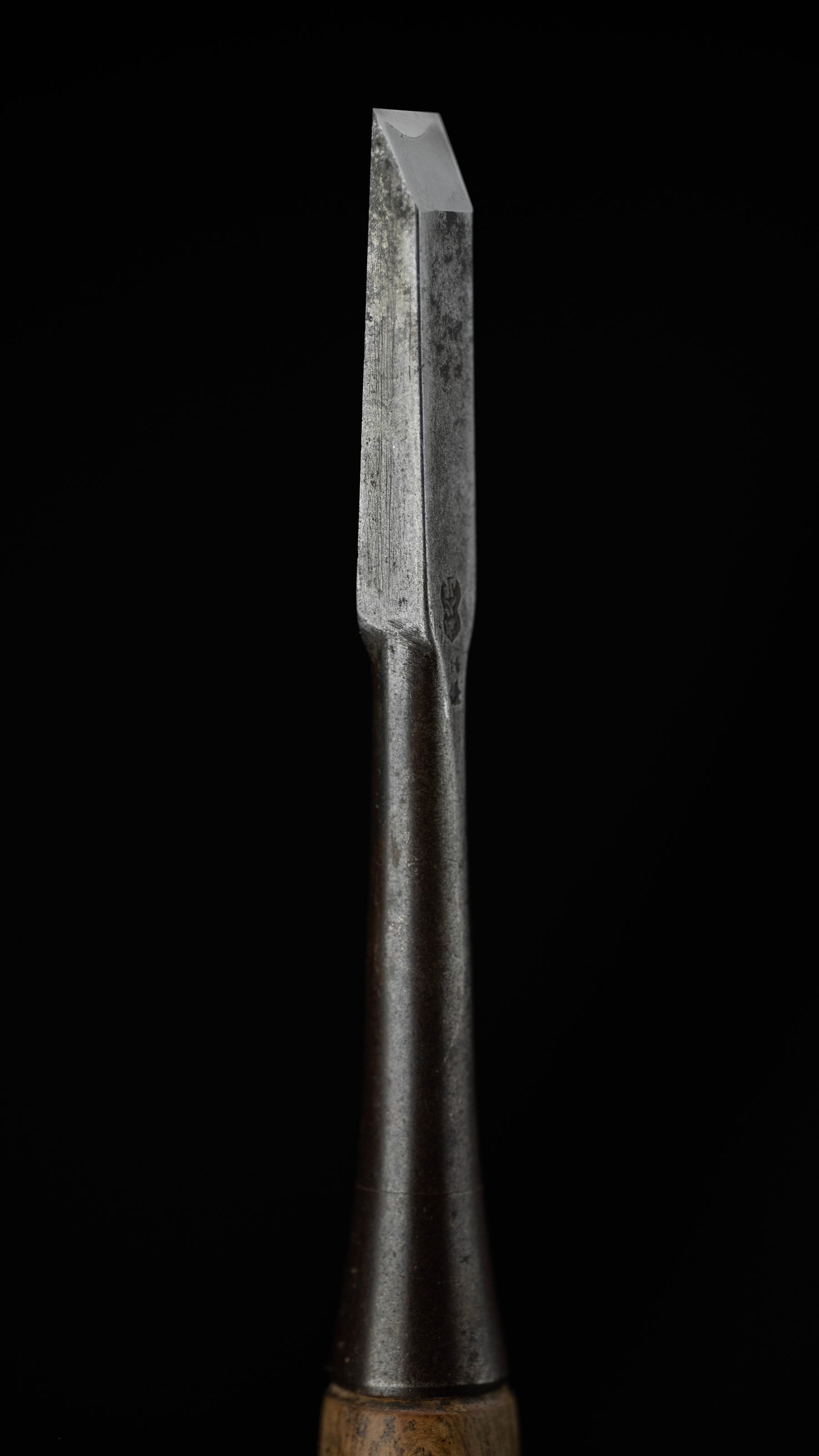 Chu-Tataki-Nomi Japanese Hand Made Timber Chisel By Second Generation Hisahiro - 12mm