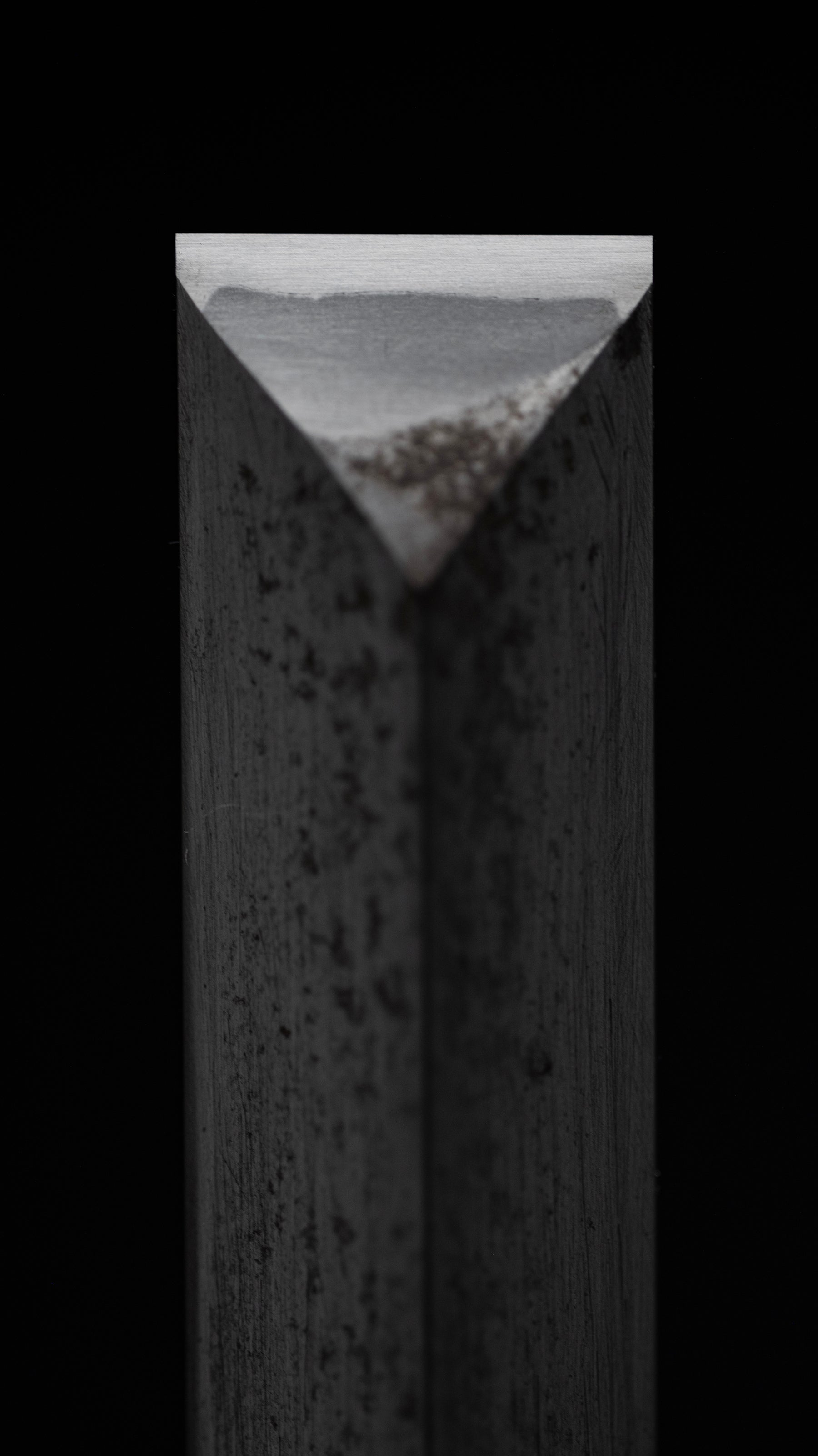 Shinogi-Ootsuki-Nomi Japanese Hand Made Slick Dovetail Chisel By Yamahiro - 24mm