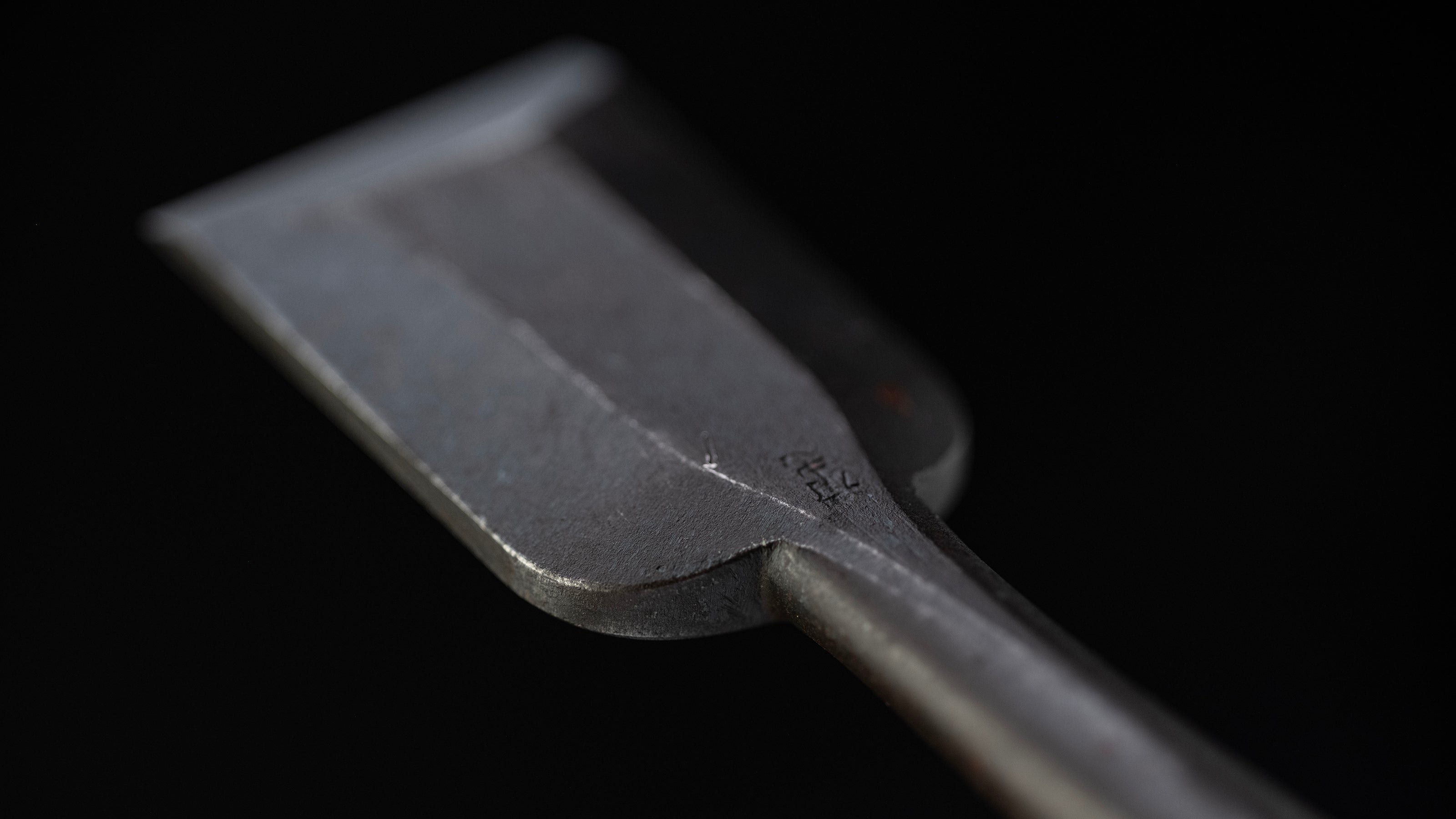 Oire-Nomi Japanese Hand Made Bench Chisel By First Generation Kiyotada - 36mm