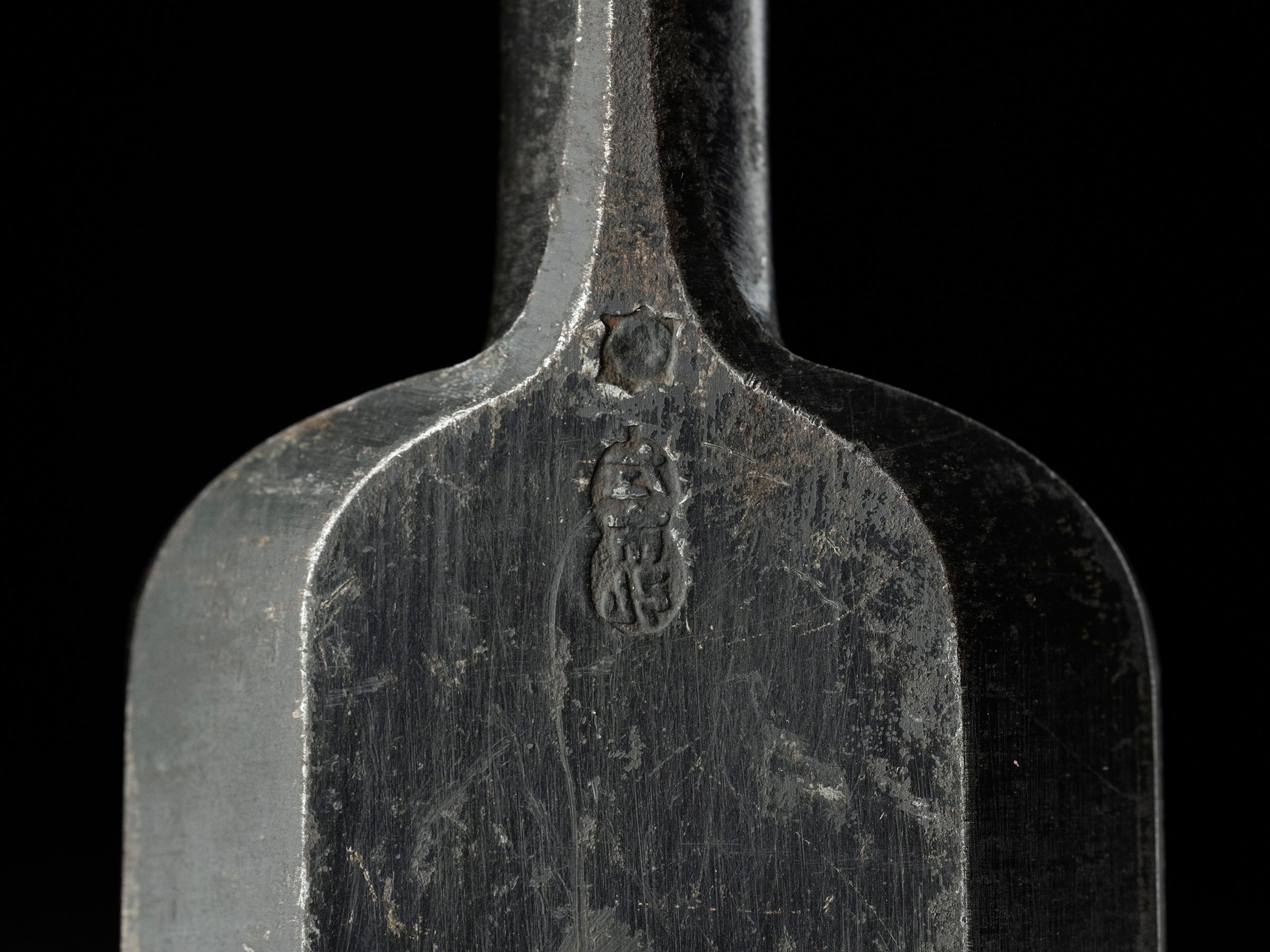 Oire-Nomi Japanese Hand Made Bench Chisel By Ichihiro Ⅱ - 42mm