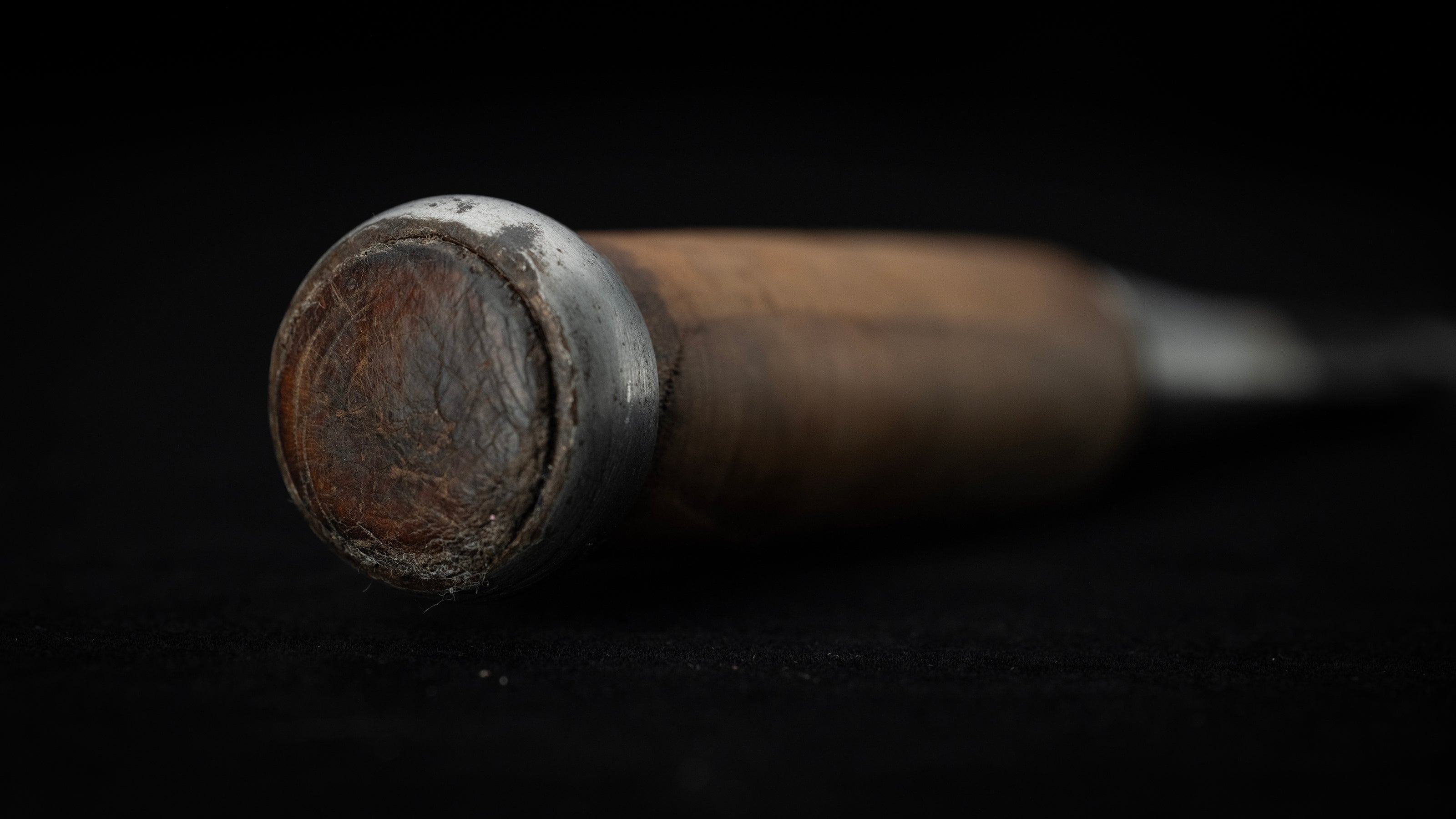 Oire-Nomi Japanese Hand Made Bench Chisel By Ichihiro Ⅱ - 42mm