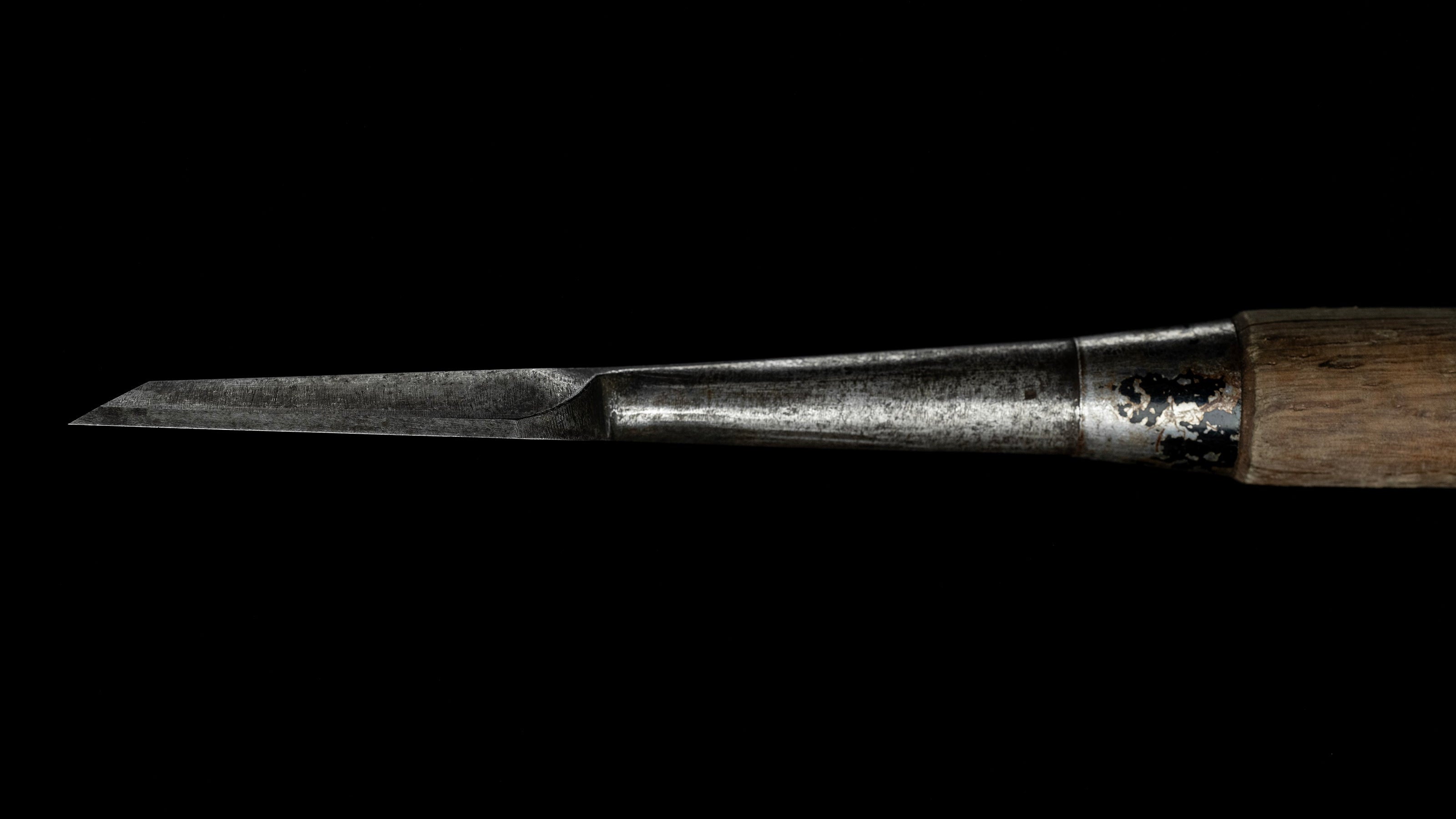 Tataki-Nomi Japanese Hand Made Timber Chisel By Osahiro - 48mm