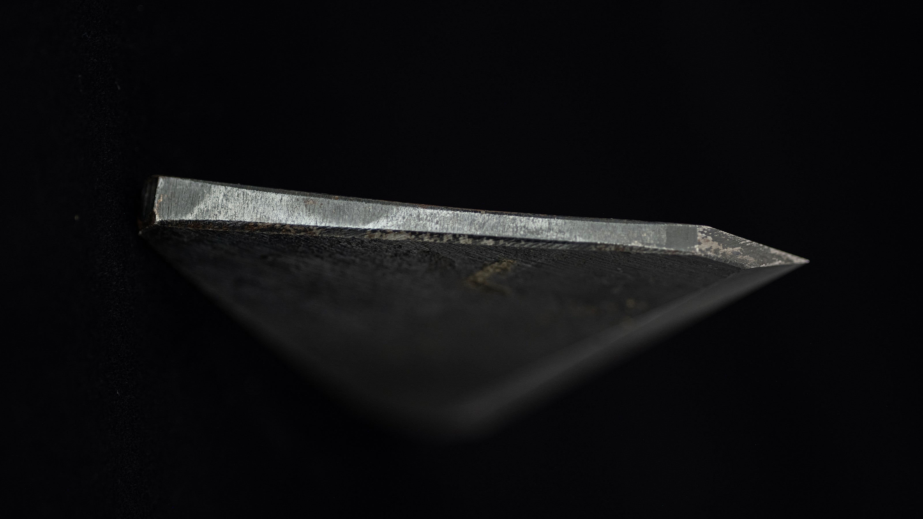 Uragane Japanese Smoothing Plane Chip Breaker for 70mm Blade By Keizaburo