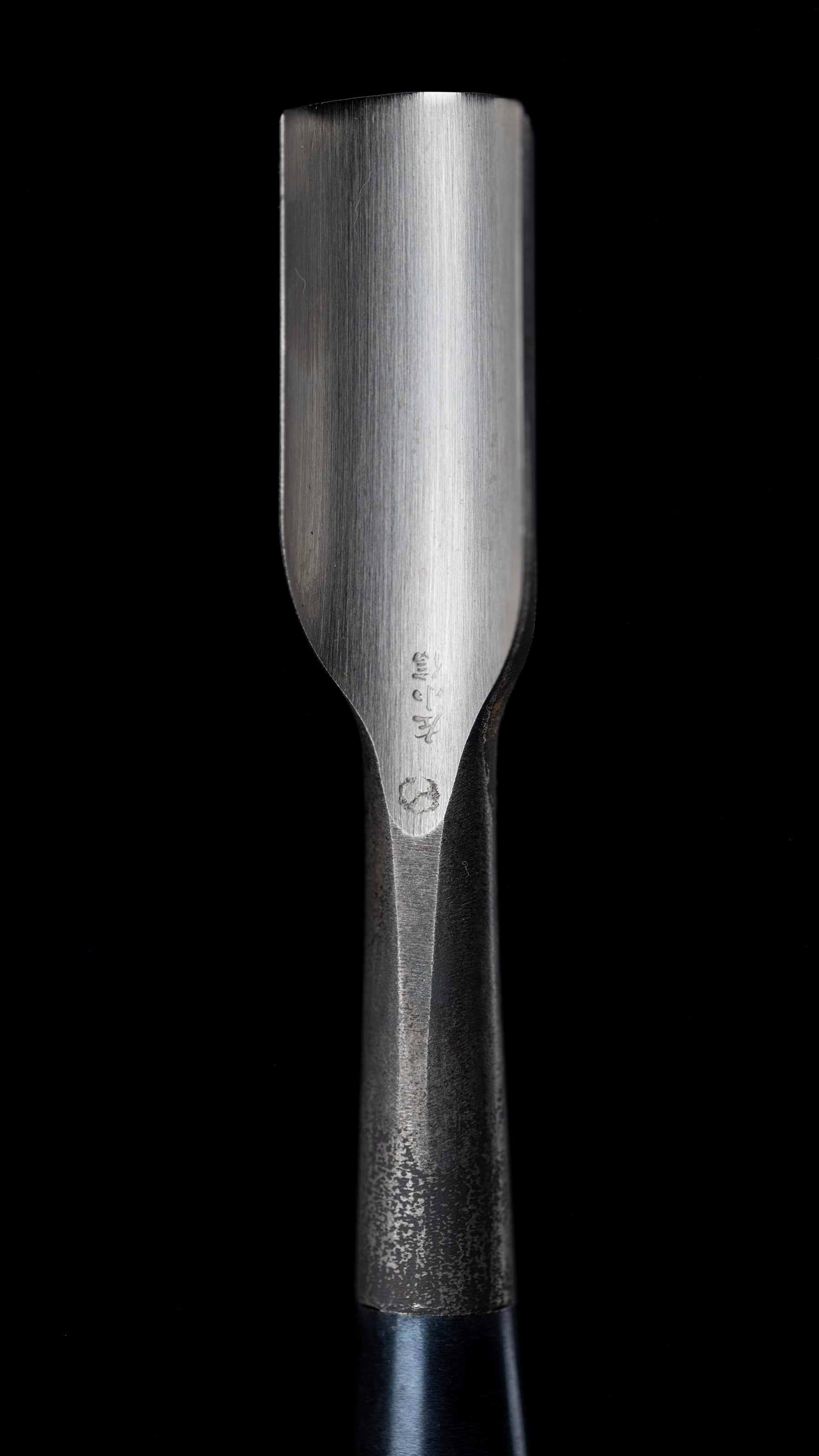 Uchimaru nomi Japanese Deep U-Gouge Chisel By Hidari Konobu - 18mm