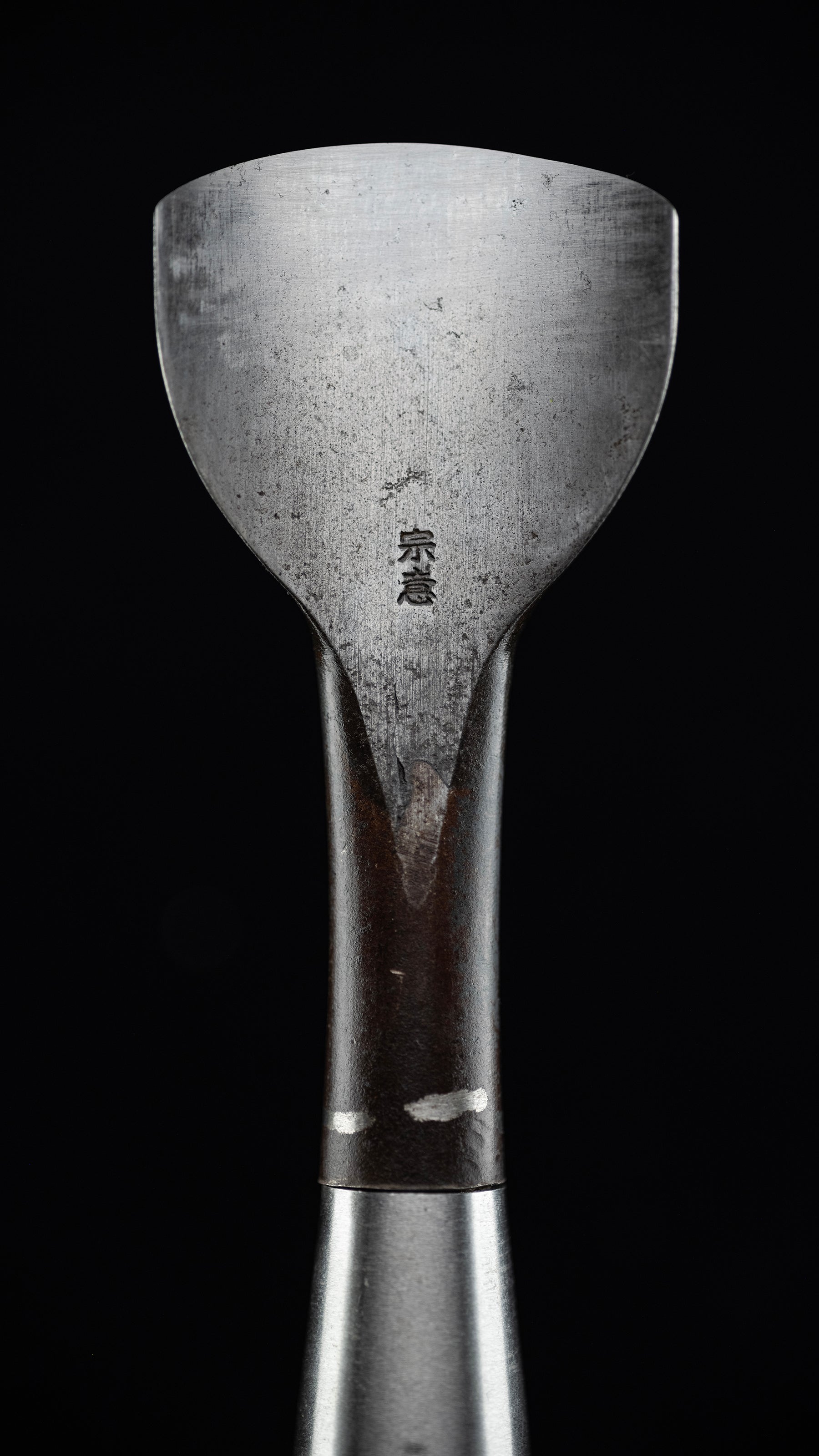 Uchimaru Nomi Japanese Gouge Chisel By Motoi - 42mm