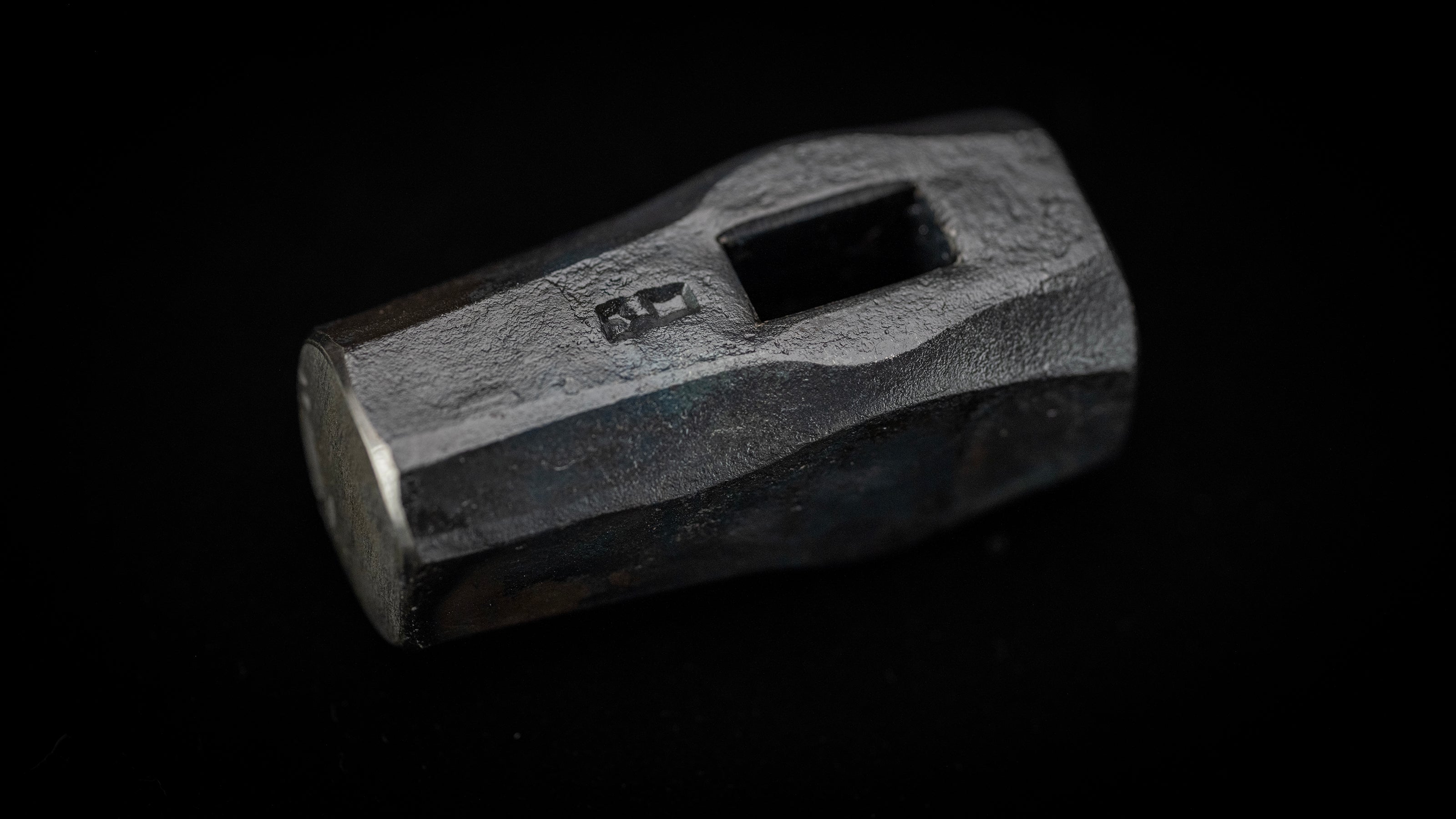 Hizukuri-Tsuchi Japanese Hand Made Blacksmith Hammer by Toroku - 435g