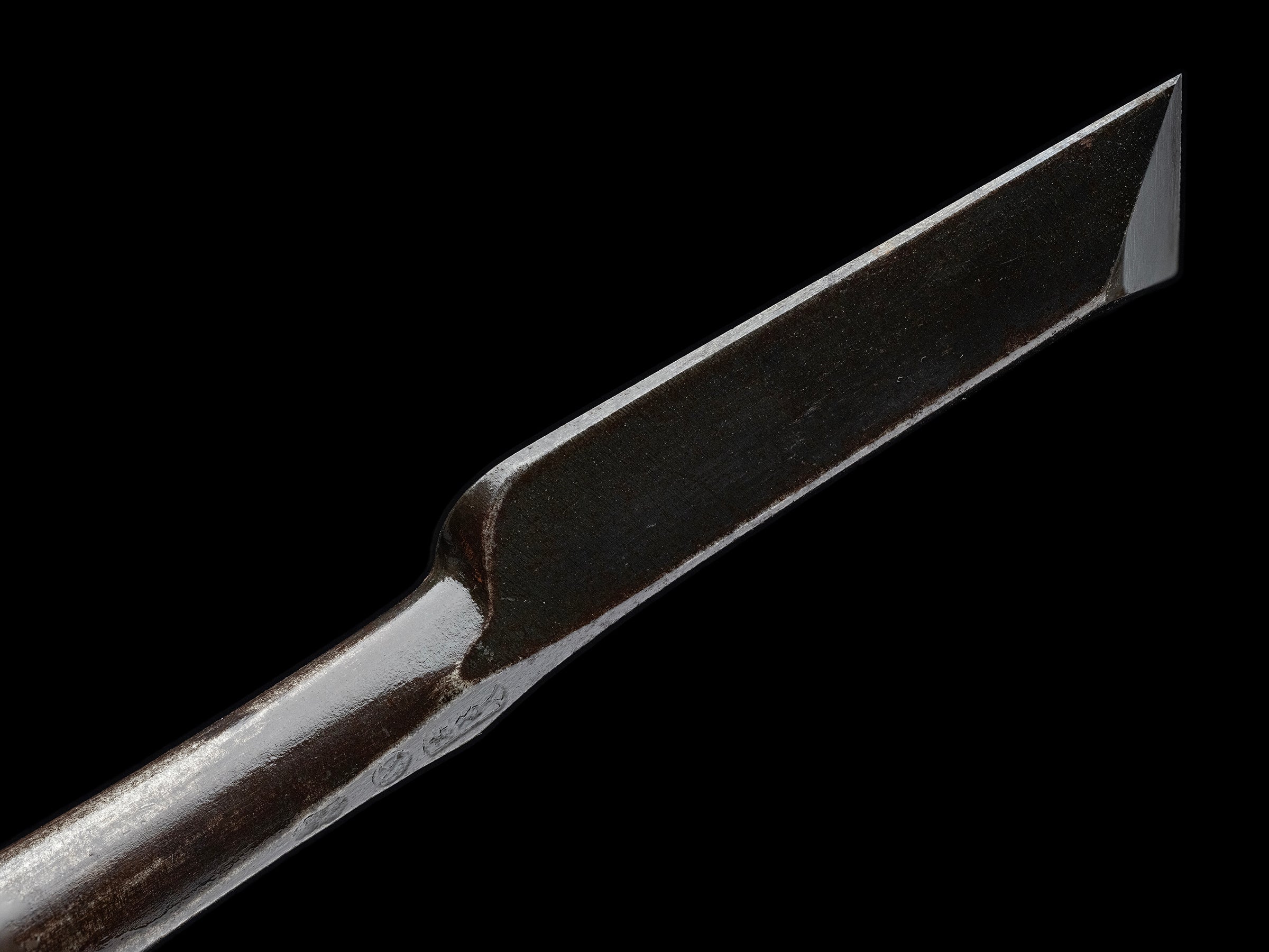 Shinogi-Chu-Tataki-Nomi Japanese Hand Made Dovetail Timber Chisel By Hidarimeijin - 24mm