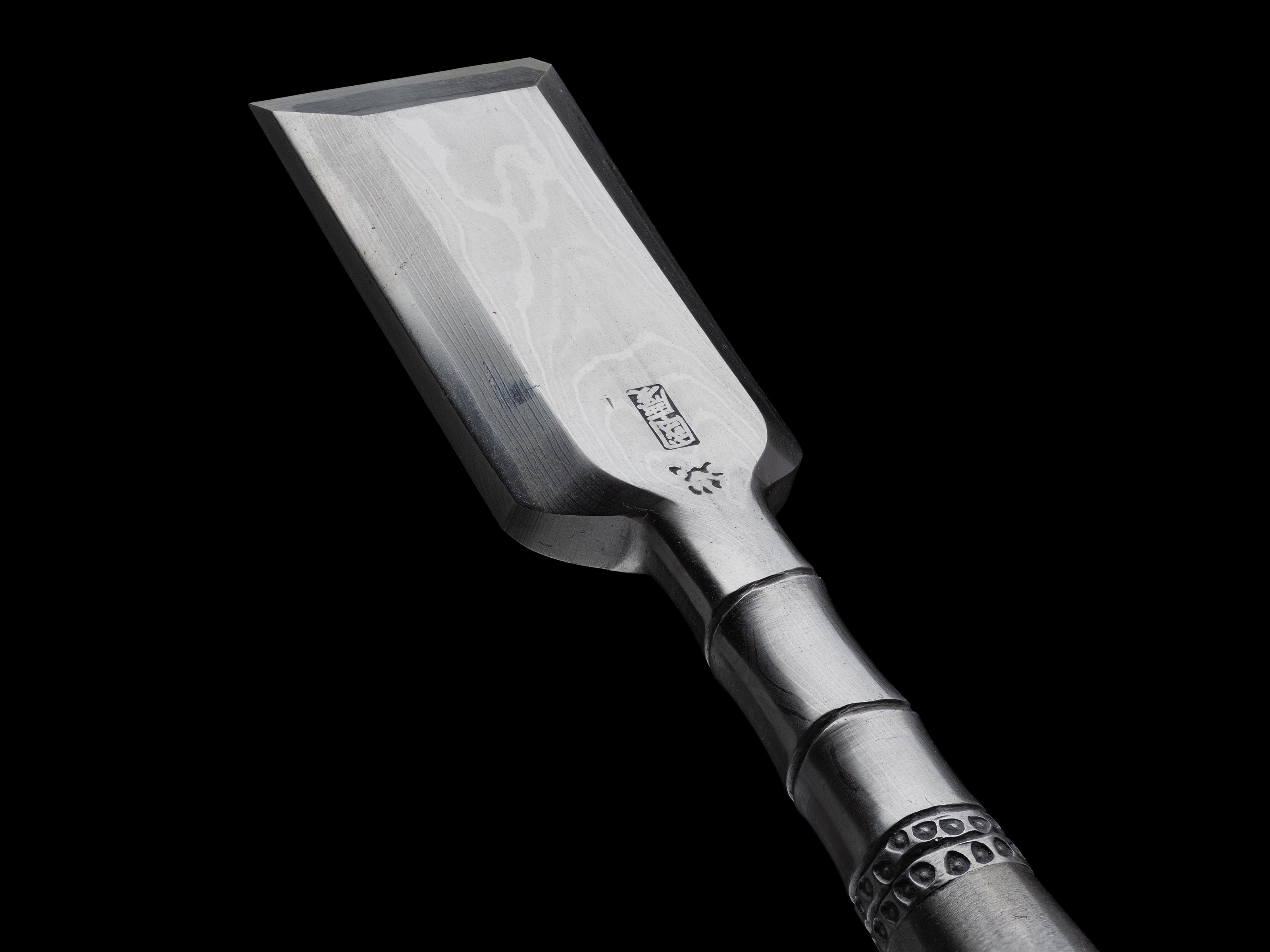 Oire-Nomi Japanese Bamboo Joint Shape Bench Chisel By Kunikei Third Generation - 30mm