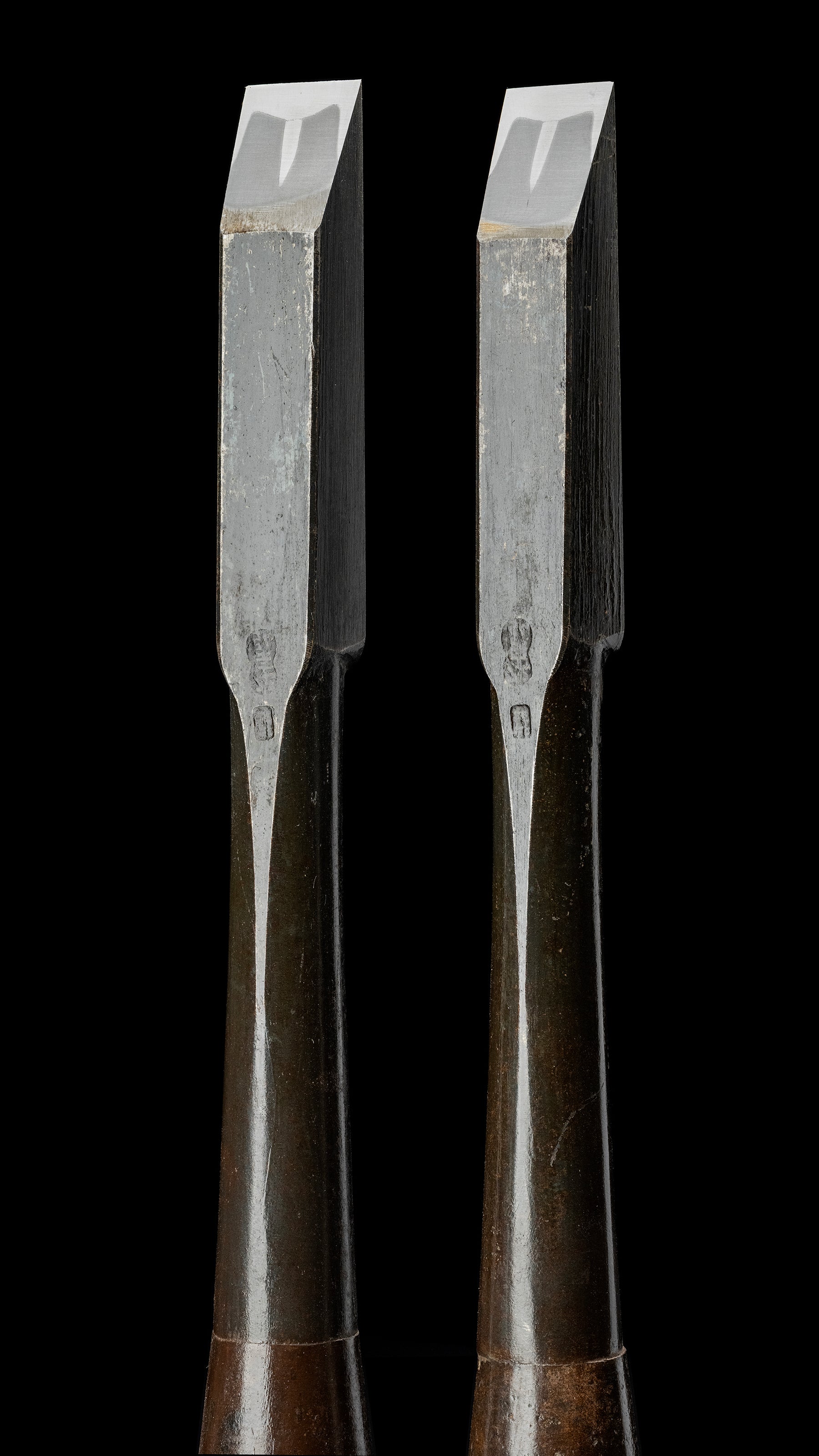 Yamairi-Tataki-Nomi Japanese Specially Made Timber Chisel By Hidari-Munehiro