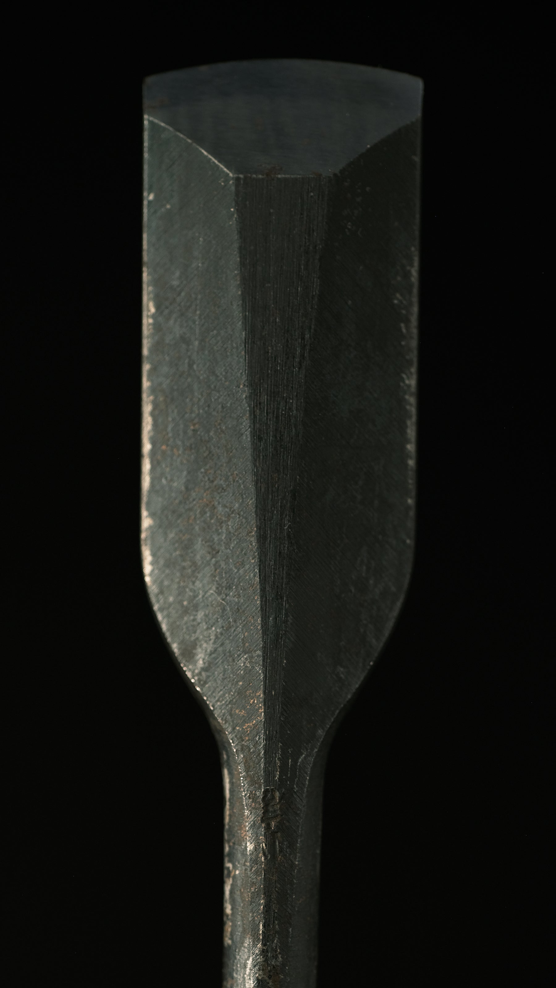 Hira-maru Japanese Carving Chisel By Second Generation Konobu - 21mm