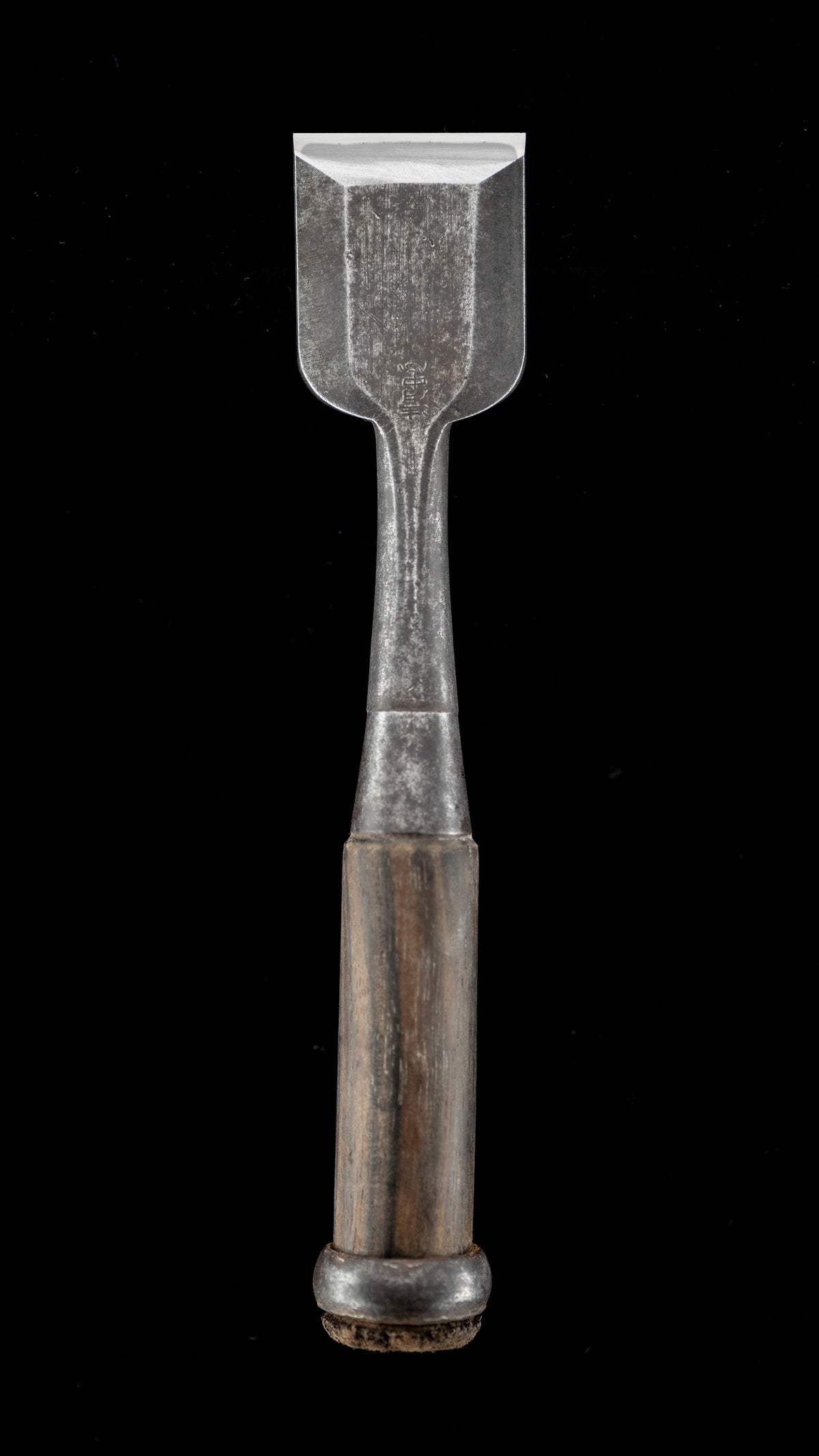 Oire-Nomi Japanese Hand Made Bench Chisel By Kiyotada Ⅱ - 36mm