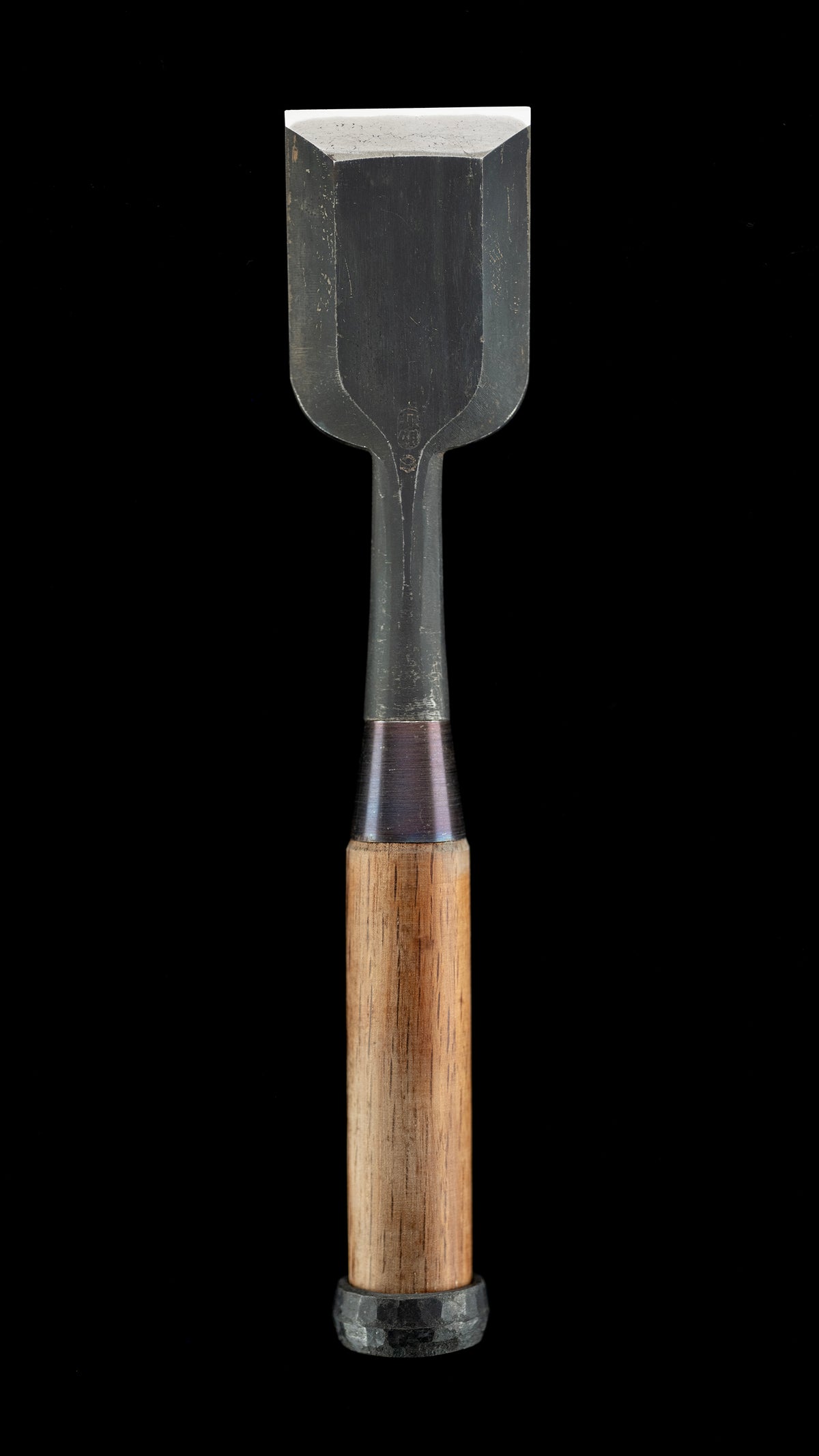Oire-Nomi Japanese Hand Made Bench Chisel By Sukechika - 42mm・Watetsu