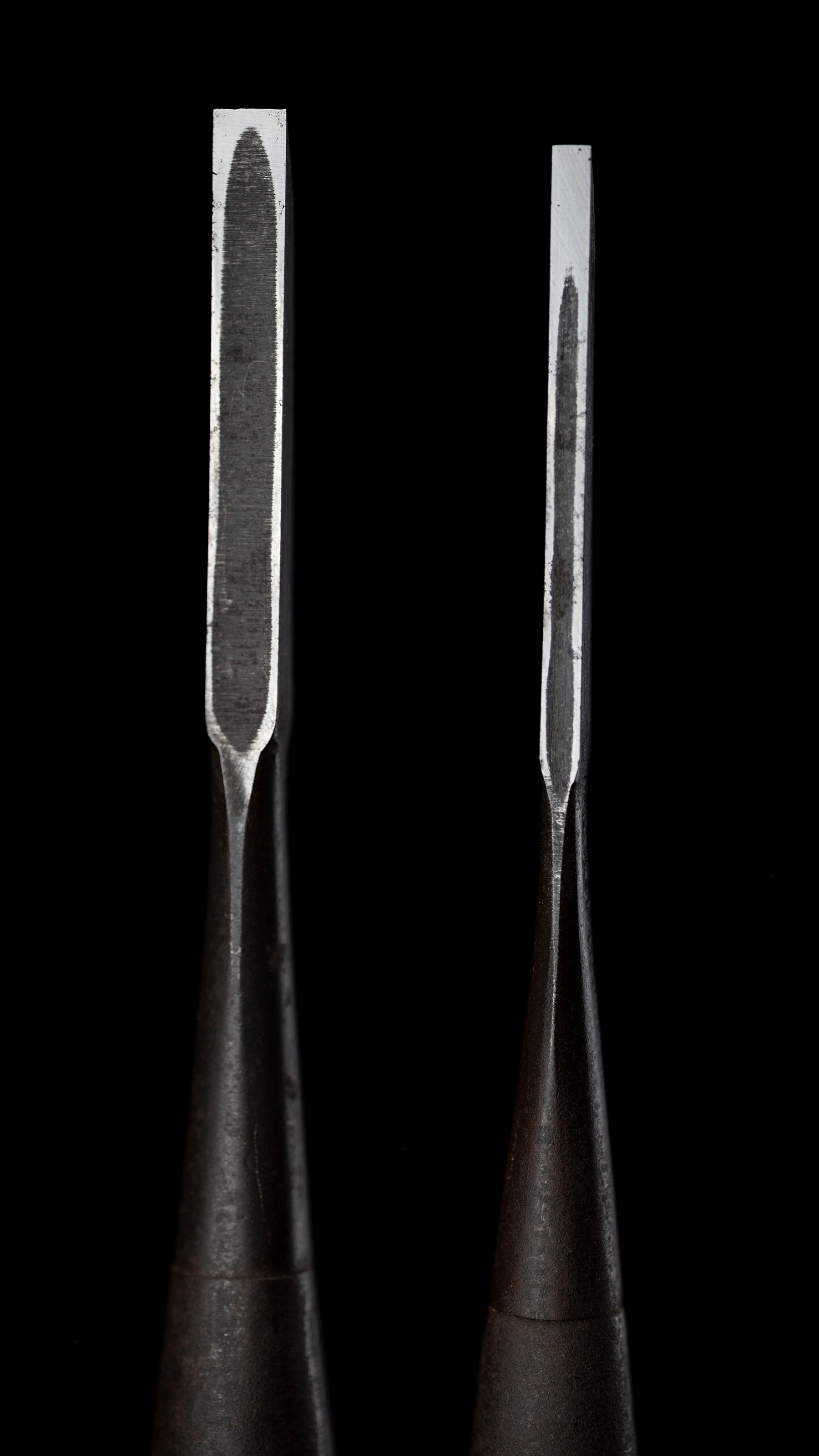 Oire-Nomi Japanese Hand Made Bench Chisel Set By Suketsugu - 3&6mm
