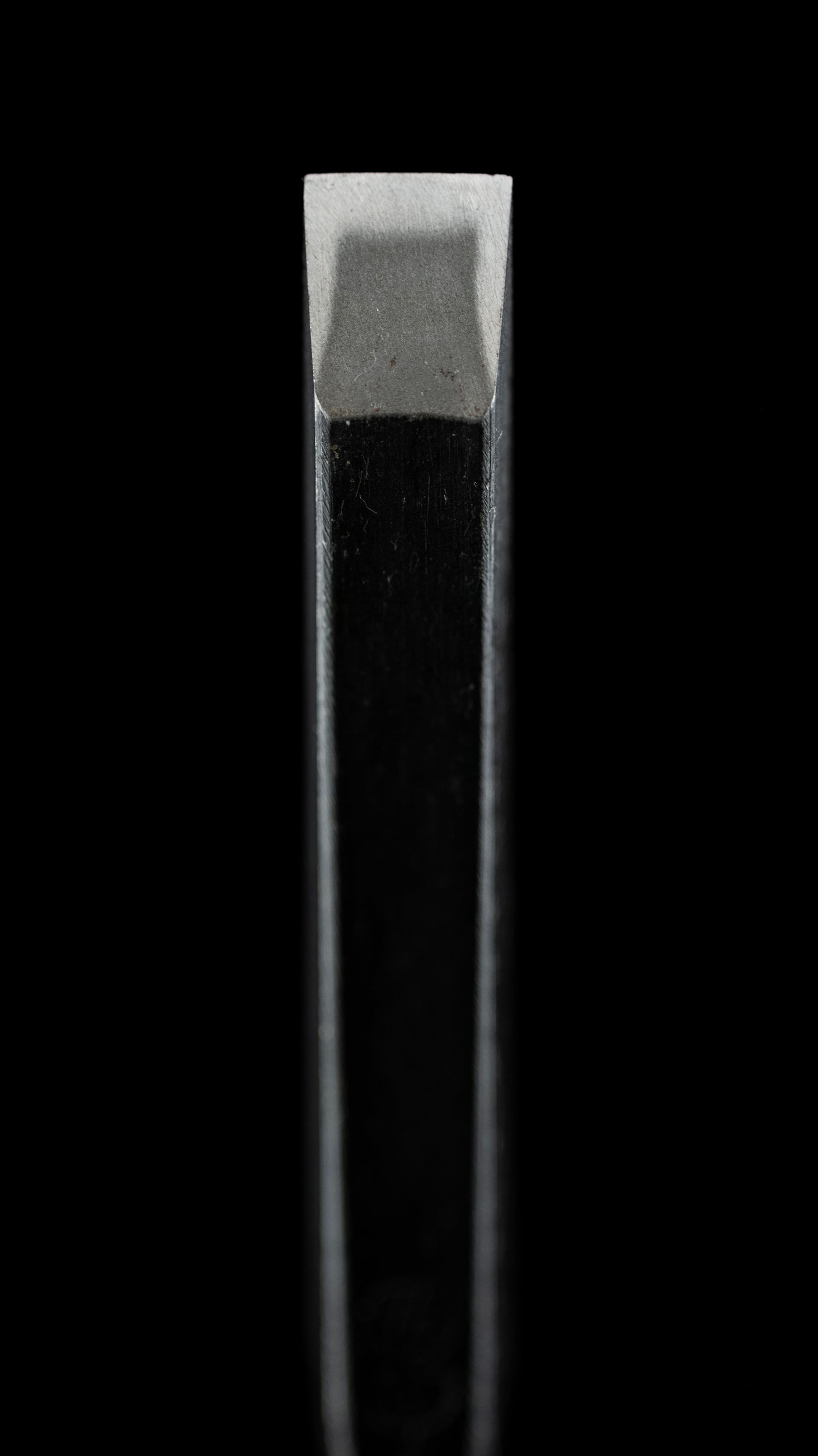 Oire-Nomi Japanese Hand Made Bench Chisel By Osahiro - 9mm ②