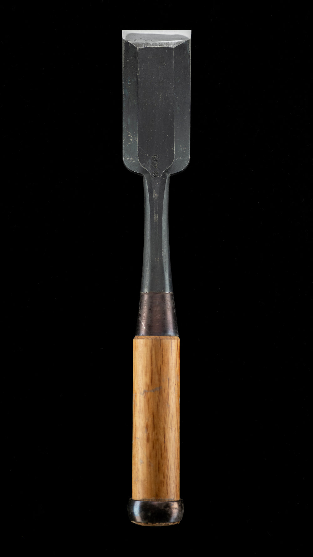 Tataki-Nomi Japanese Hand Made Timber Chisel By Osahiro - 42mm