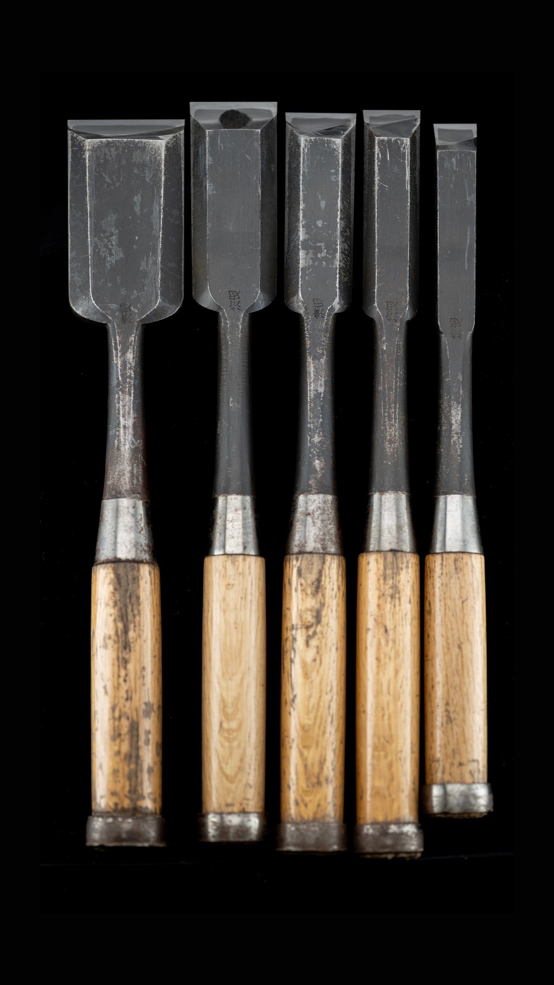 Tataki-Nomi Japanese Hand Made Timber Chisel 5-Pieces Set By Kiyotada Ⅱ ②