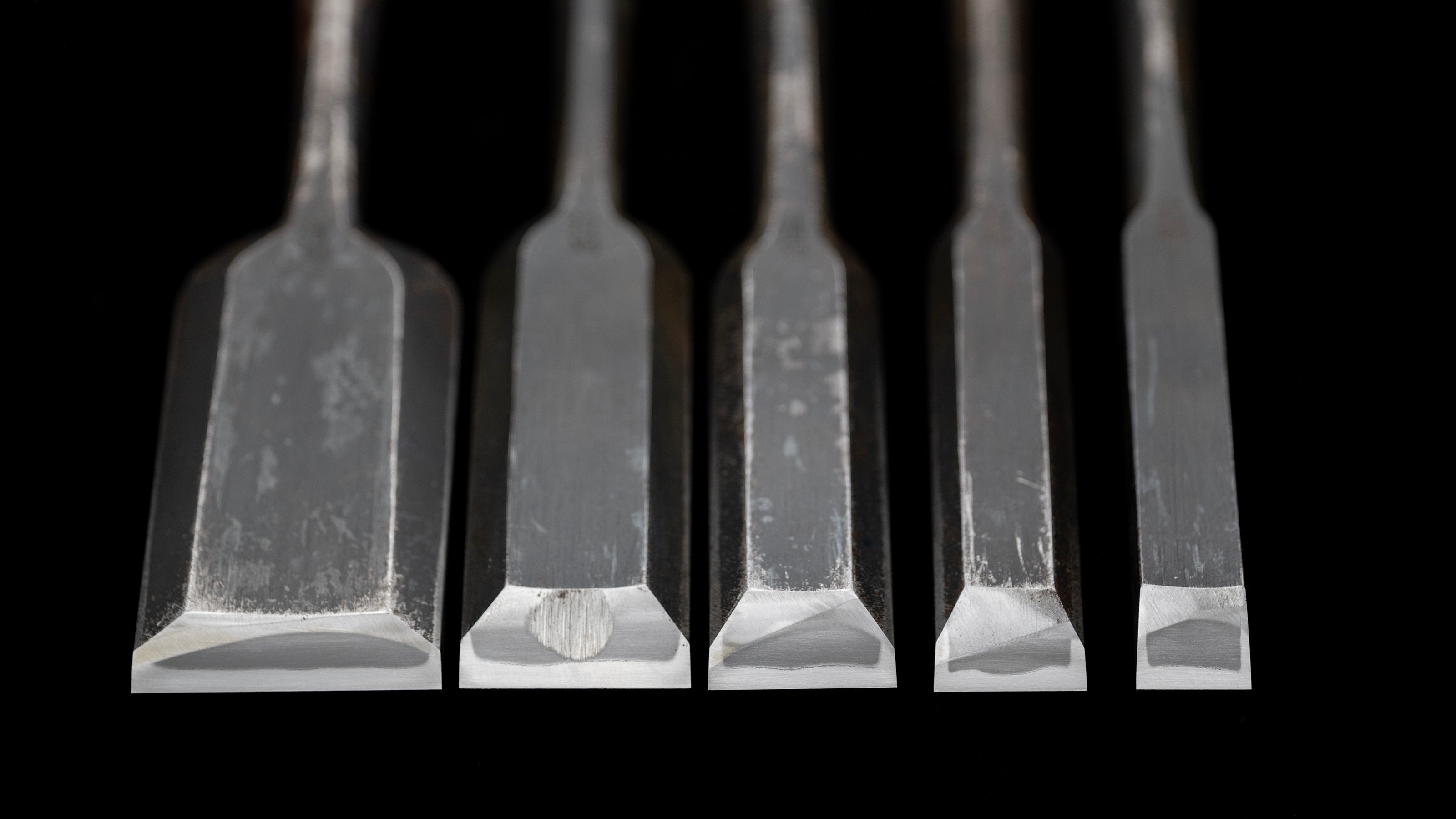 Tataki-Nomi Japanese Hand Made Timber Chisel 5-Pieces Set By Kiyotada Ⅱ ②