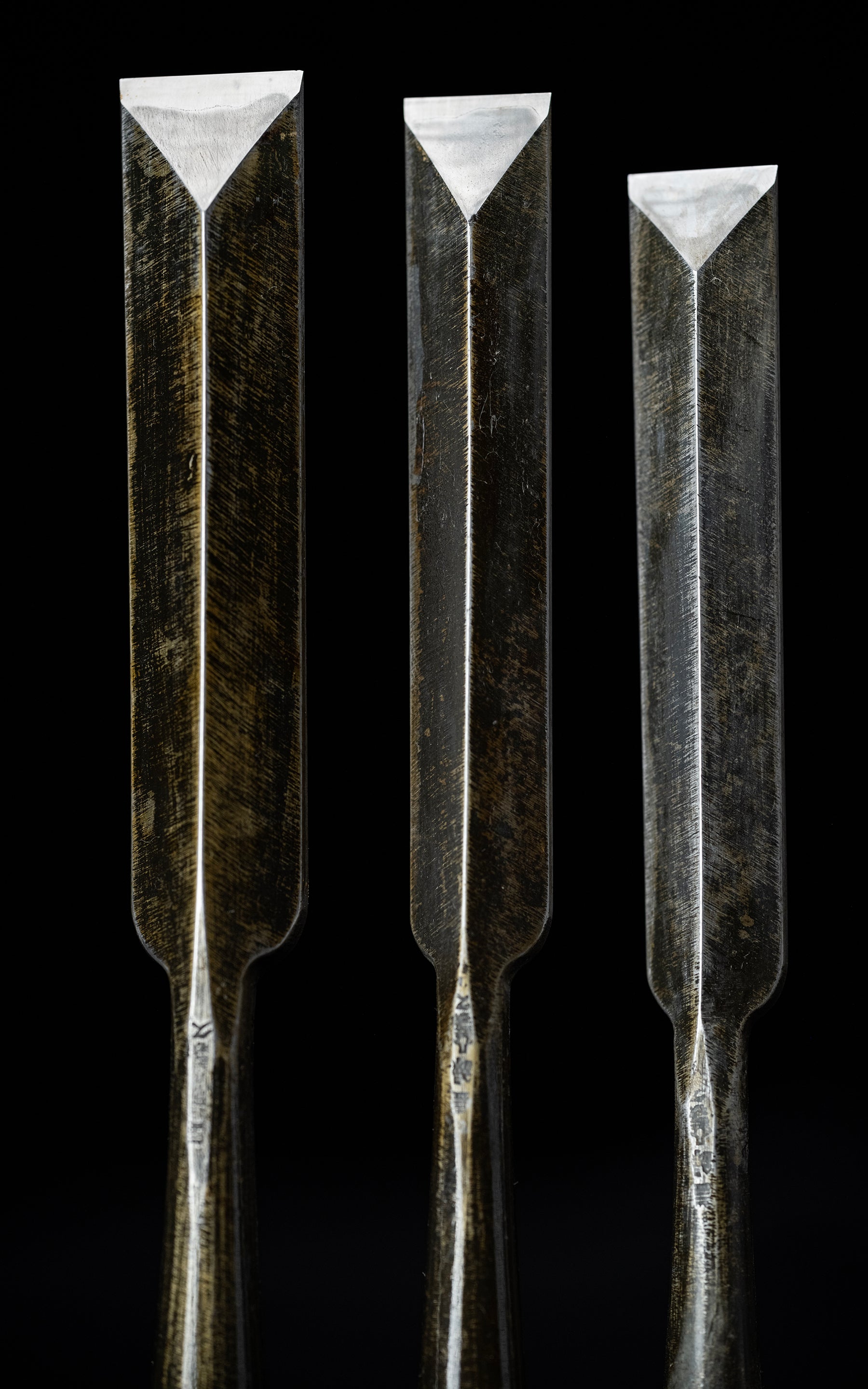 Shinogi-Usu-Nomi Japanese Hand Made Paring Dovetail Chisel Set - 5 pieces