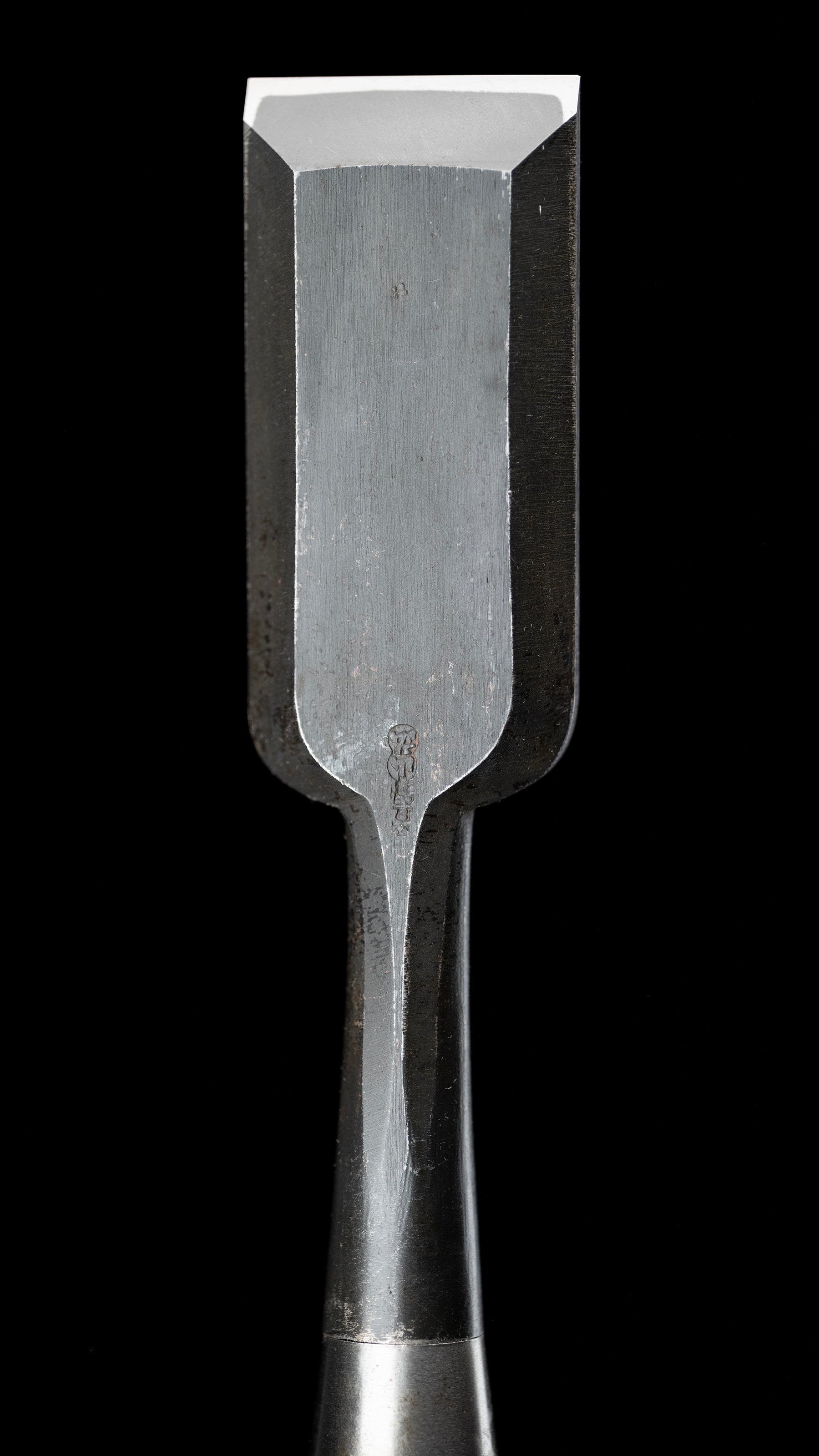 Tataki-Nomi Japanese Hand Made Timber Chisel By Yamahiro - 42mm