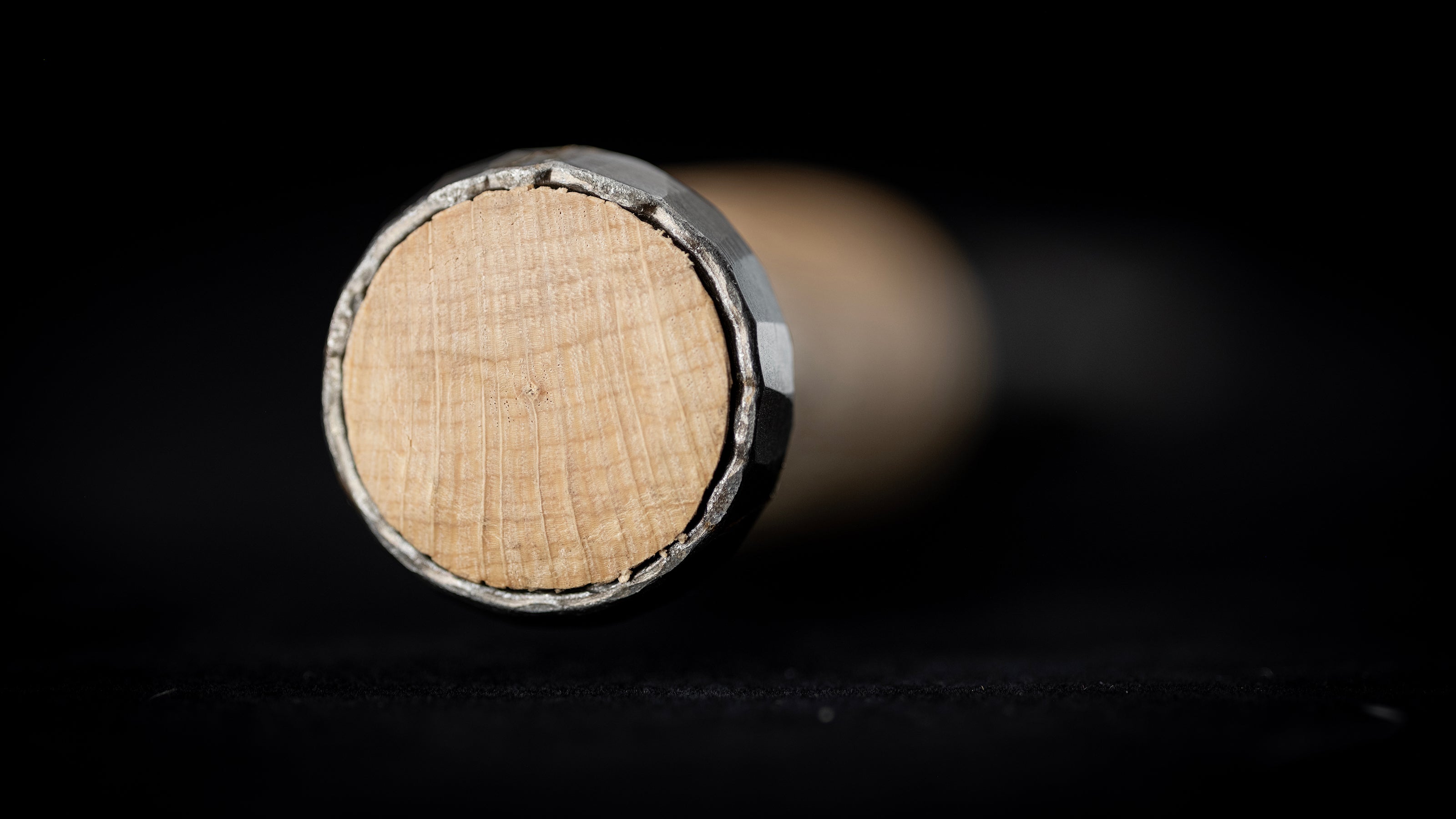 Tataki-Nomi Japanese Hand Made Timber Chisel By Yamahiro - 42mm