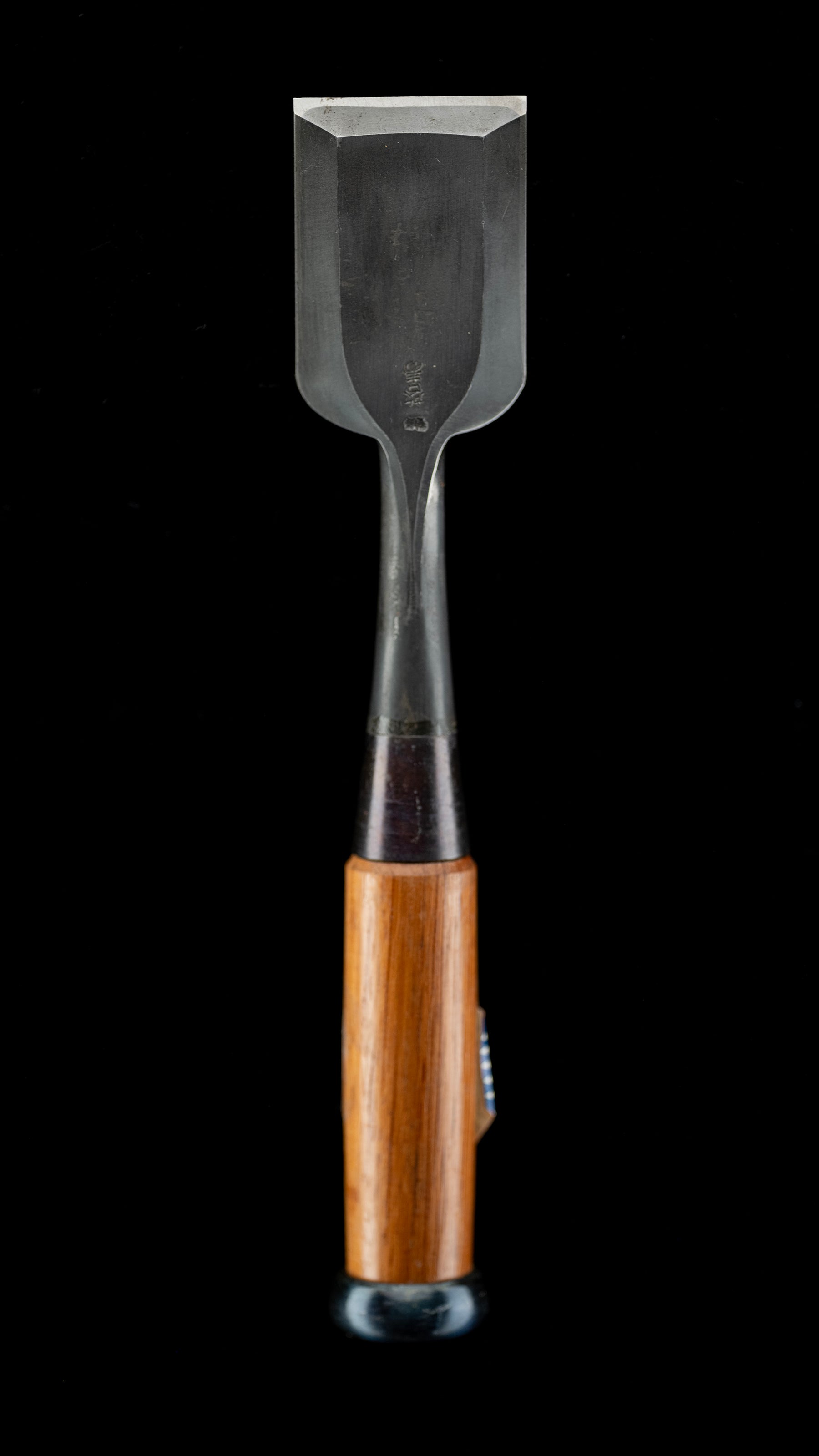 Oire-Nomi Japanese Hand Made Bench Chisel By Keiju - 42mm
