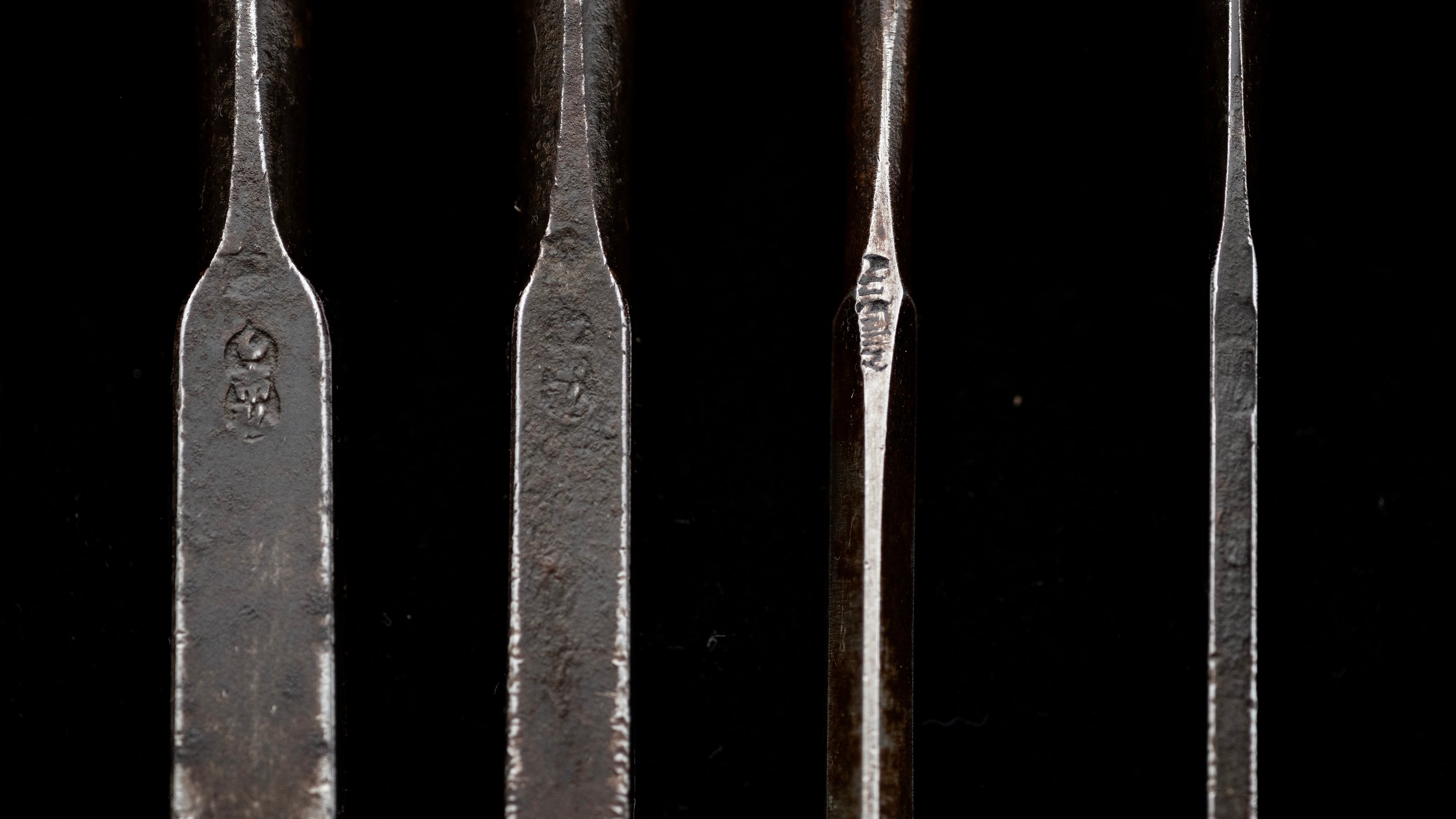 Oire-Nomi Japanese Hand Made Bench Chisel Set By Ichihiro Ⅱ ②