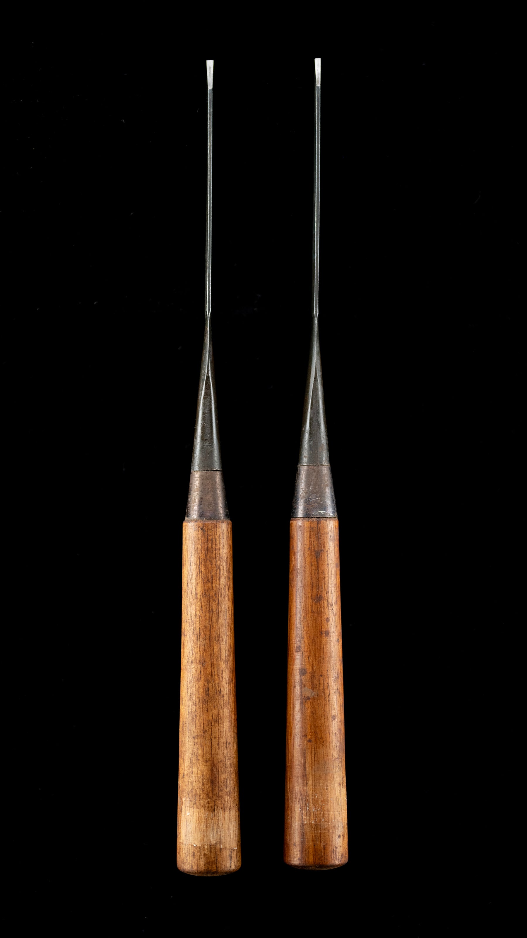 Usu-Nomi Japanese Hand Made Paring Chisel By Kunihide - 2.5mm